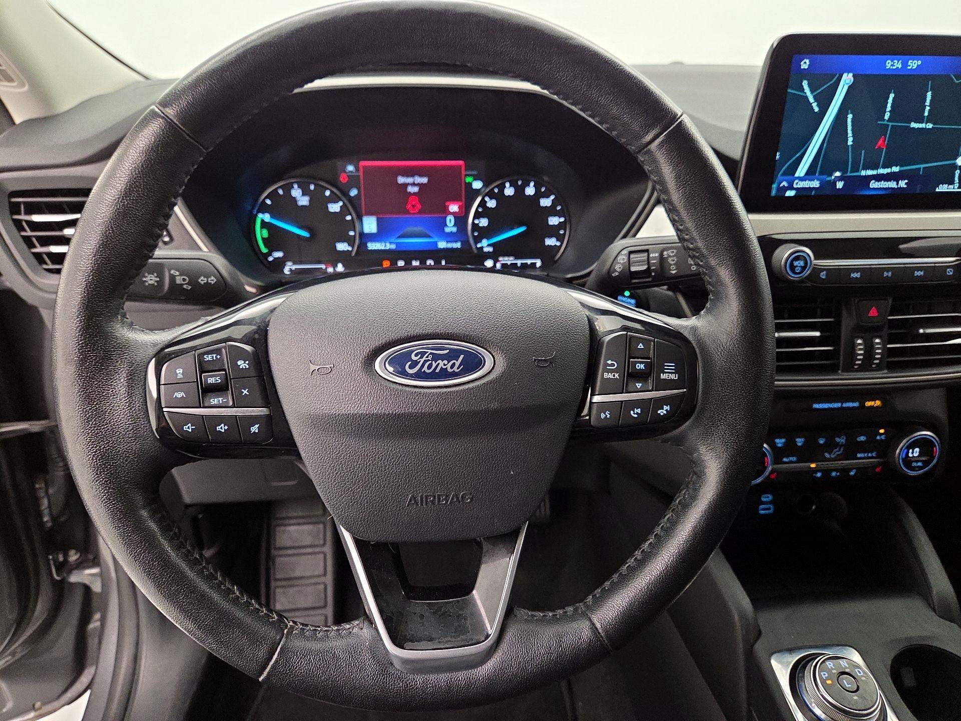 Thumbnail: 2021 Ford Escape - 10