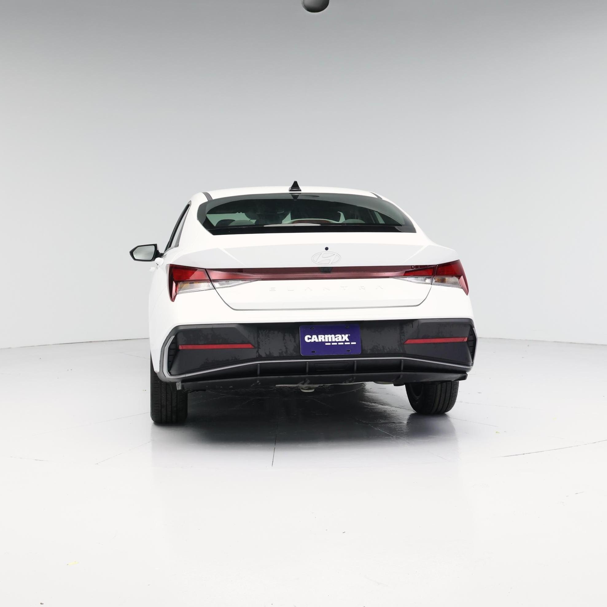 Thumbnail: 2024 Hyundai Elantra - 6