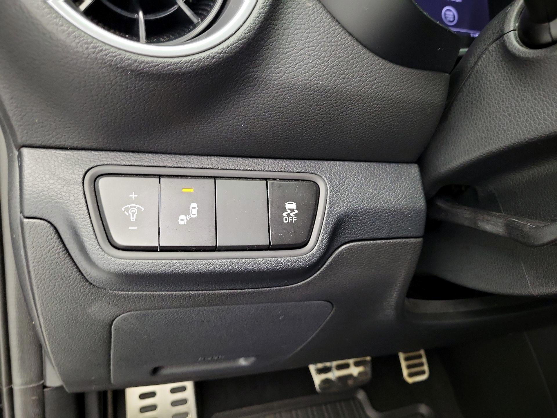 Thumbnail: 2024 Kia Forte - 13