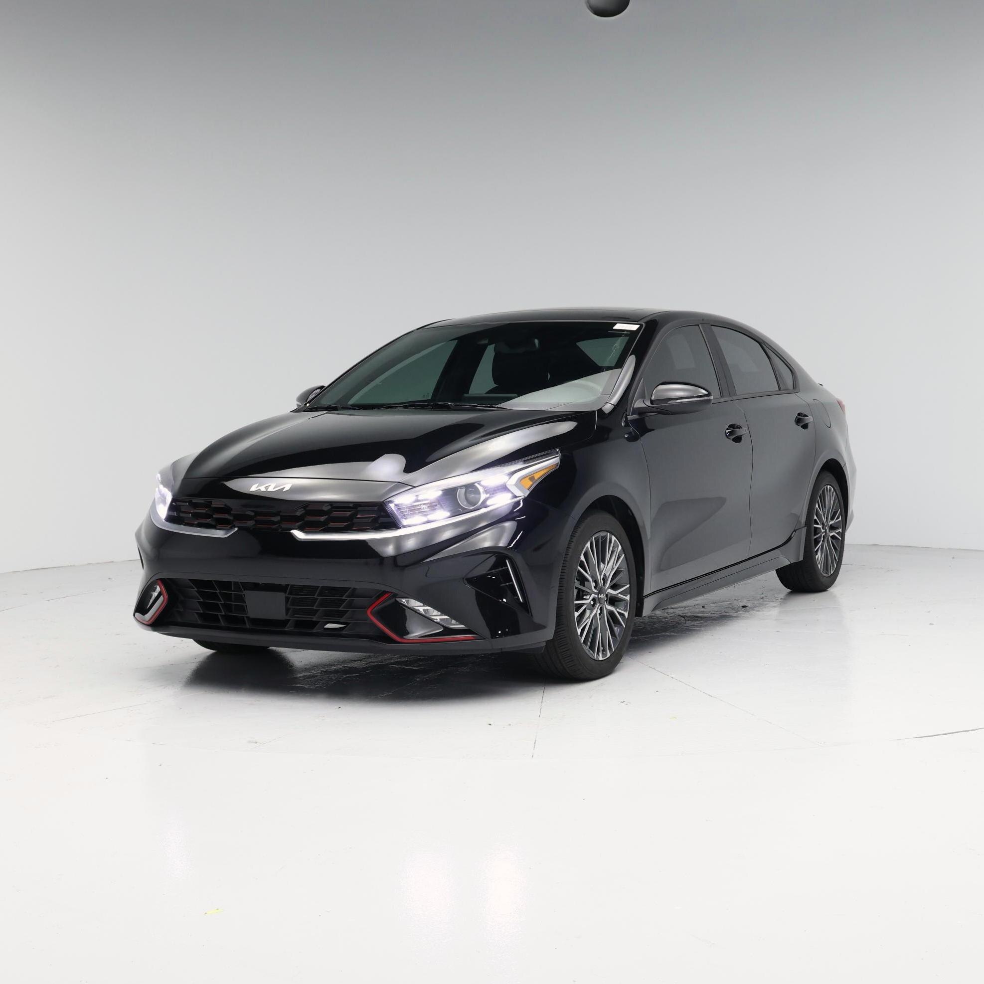 Thumbnail: 2024 Kia Forte - 4