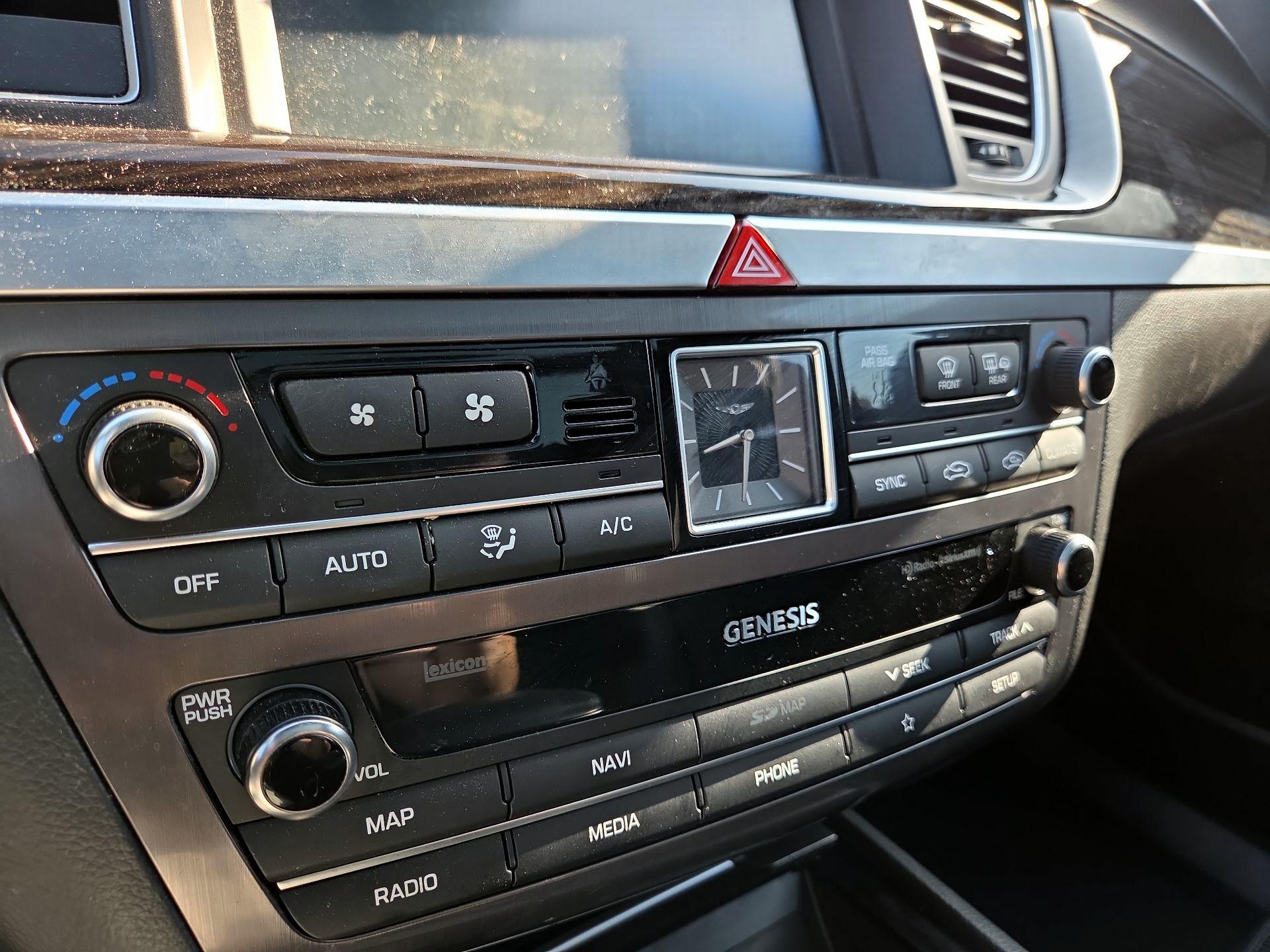 Thumbnail: 2020 Genesis G80 - 17