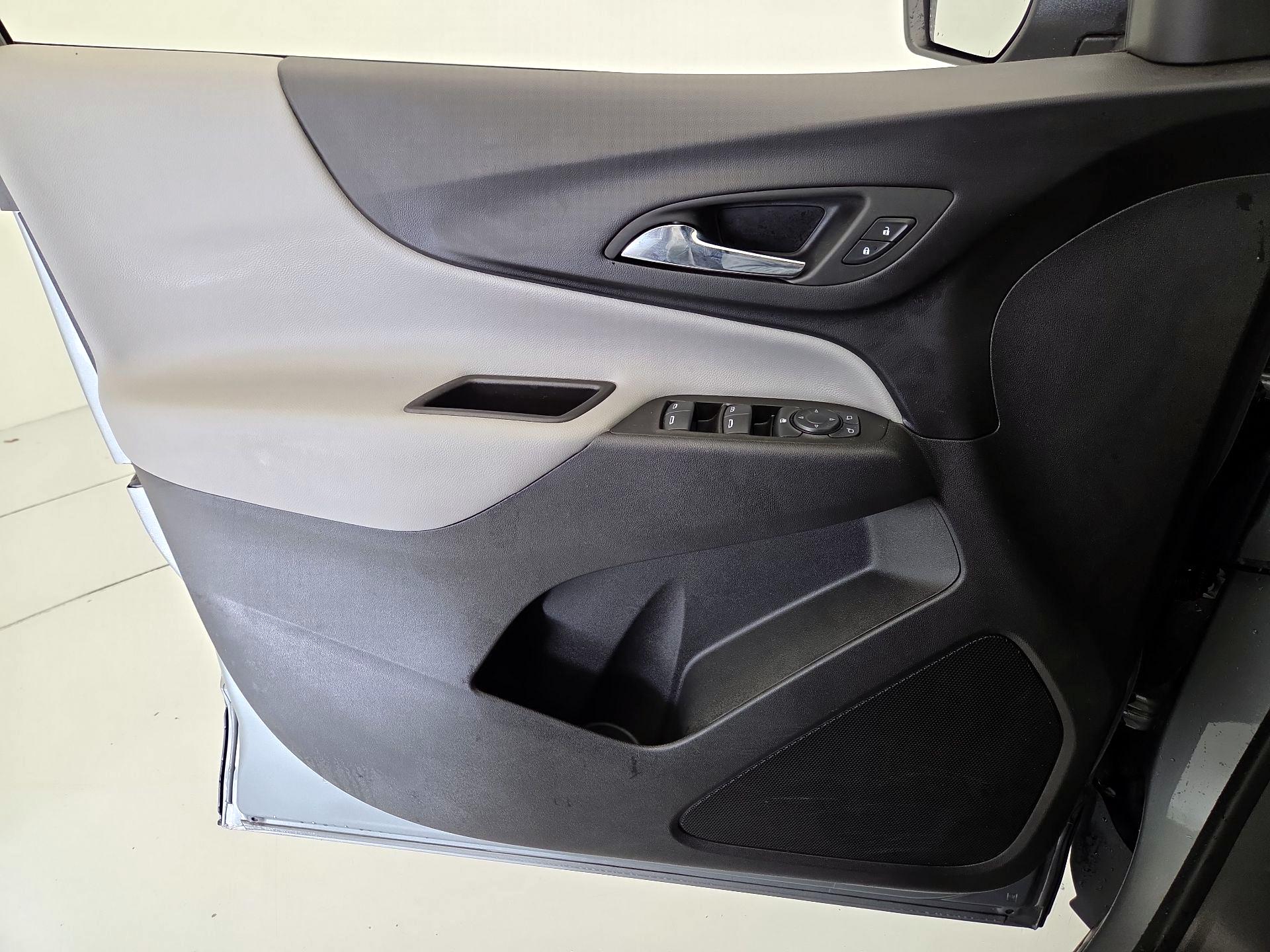 Thumbnail: 2023 Chevrolet Equinox - 12