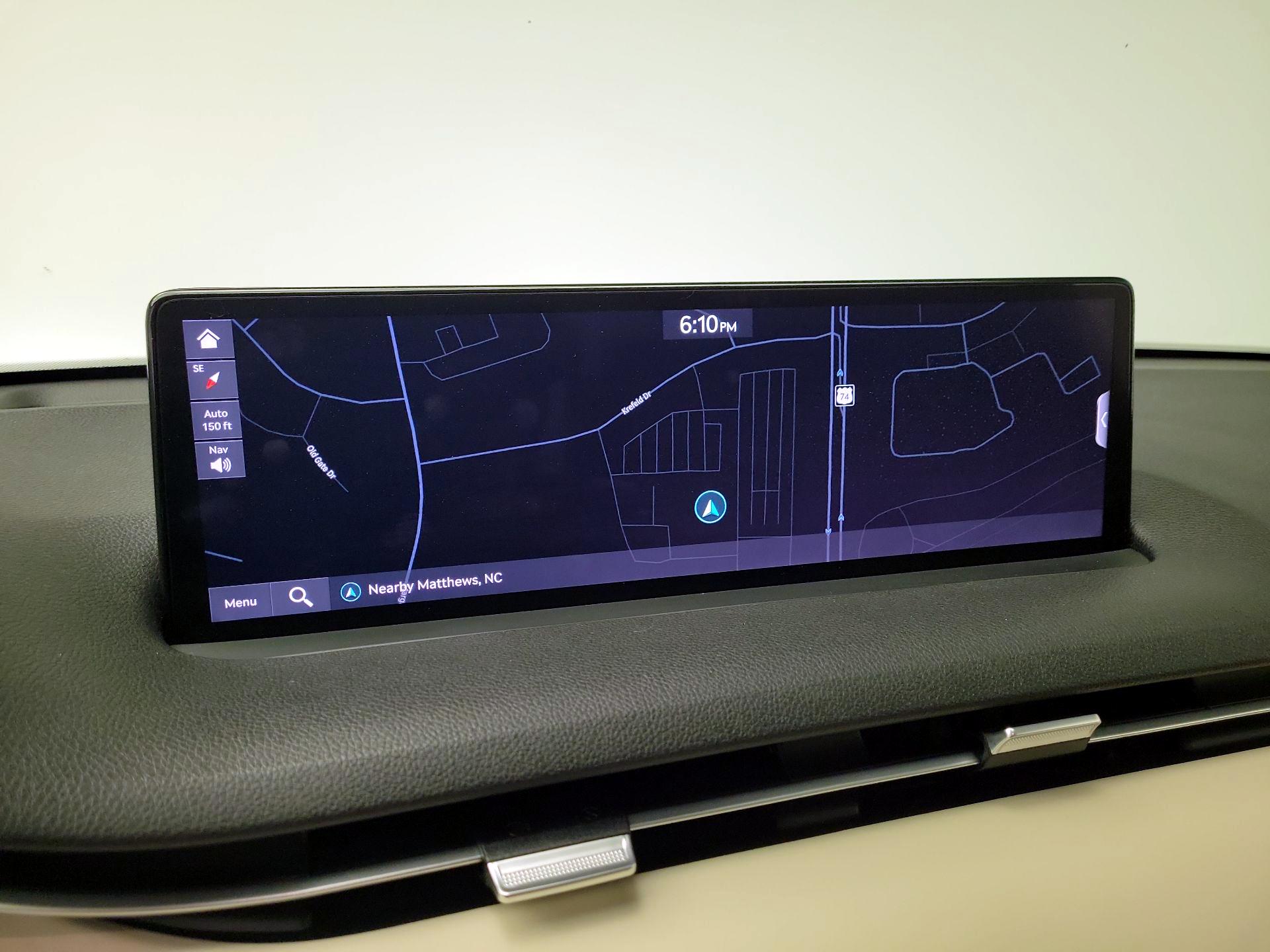 Thumbnail: 2023 Genesis GV70 - 14