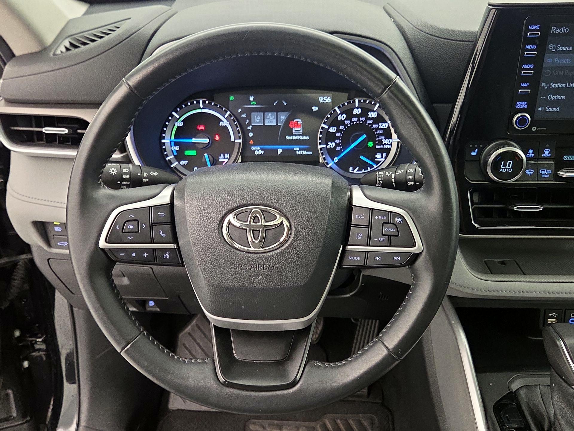 Thumbnail: 2022 Toyota Highlander - 10