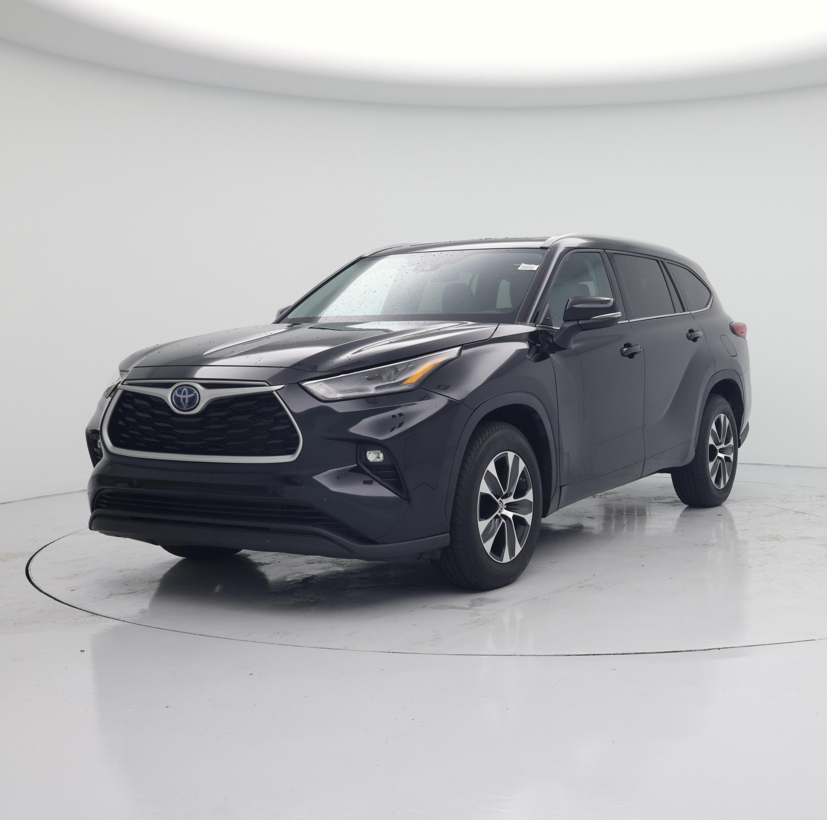 Thumbnail: 2022 Toyota Highlander - 4