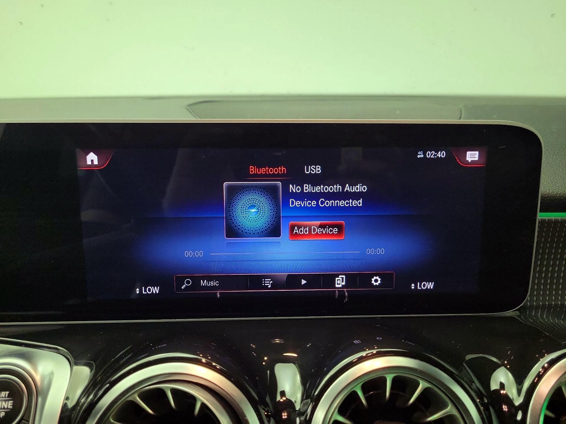 Thumbnail: 2021 Mercedes-Benz GLB - 15