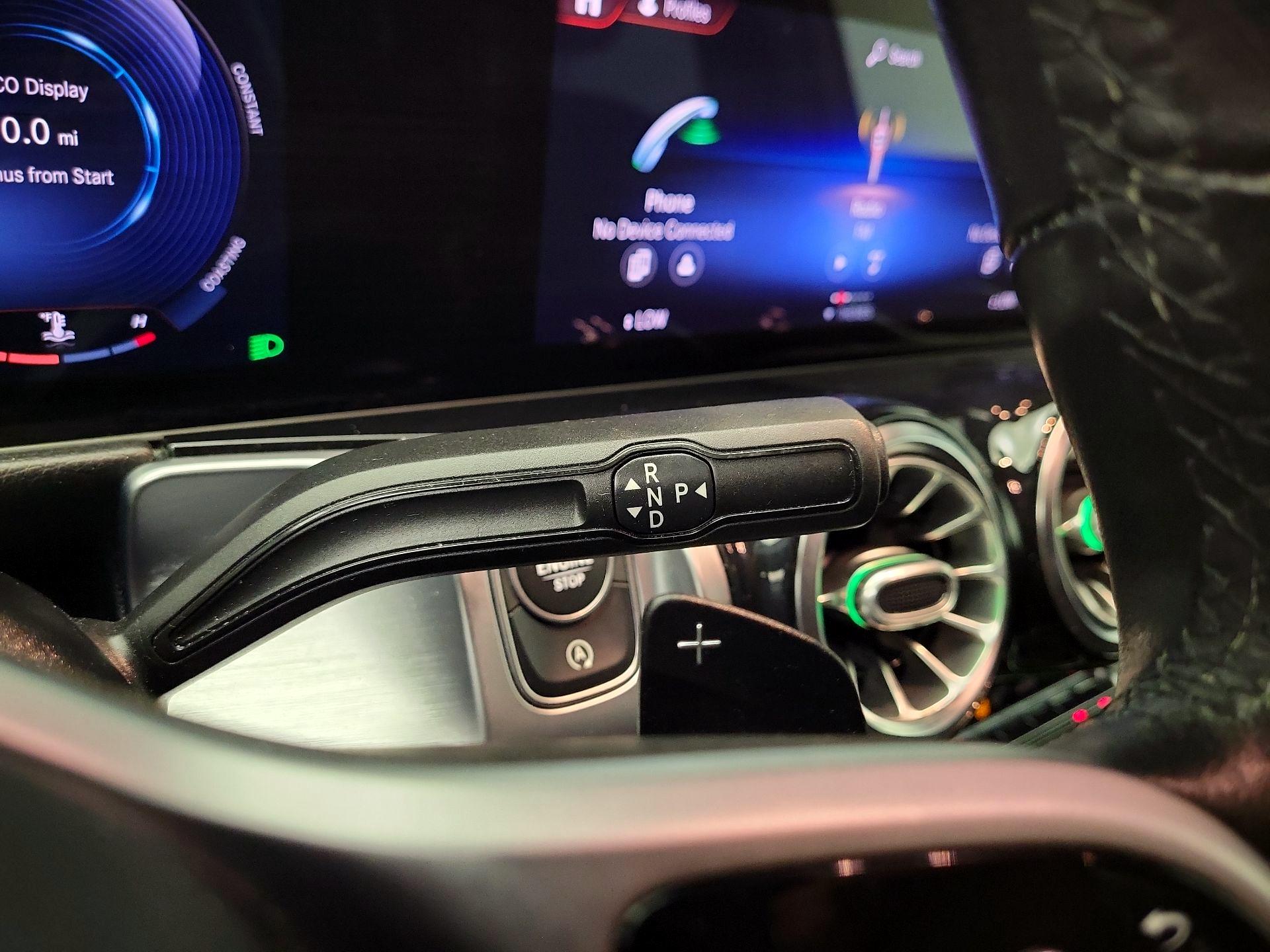 Thumbnail: 2021 Mercedes-Benz GLB - 16