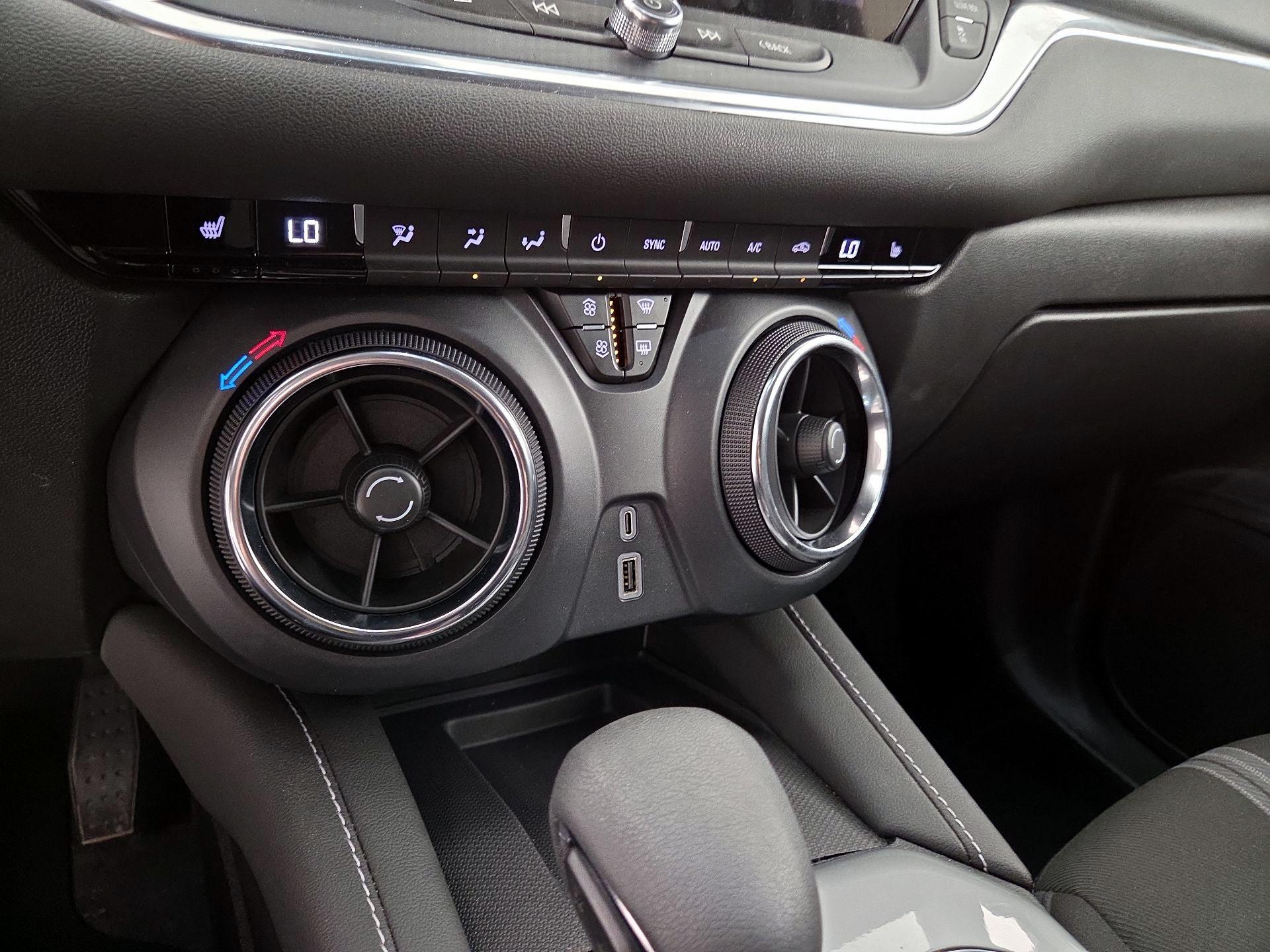 Thumbnail: 2024 Chevrolet Blazer - 16