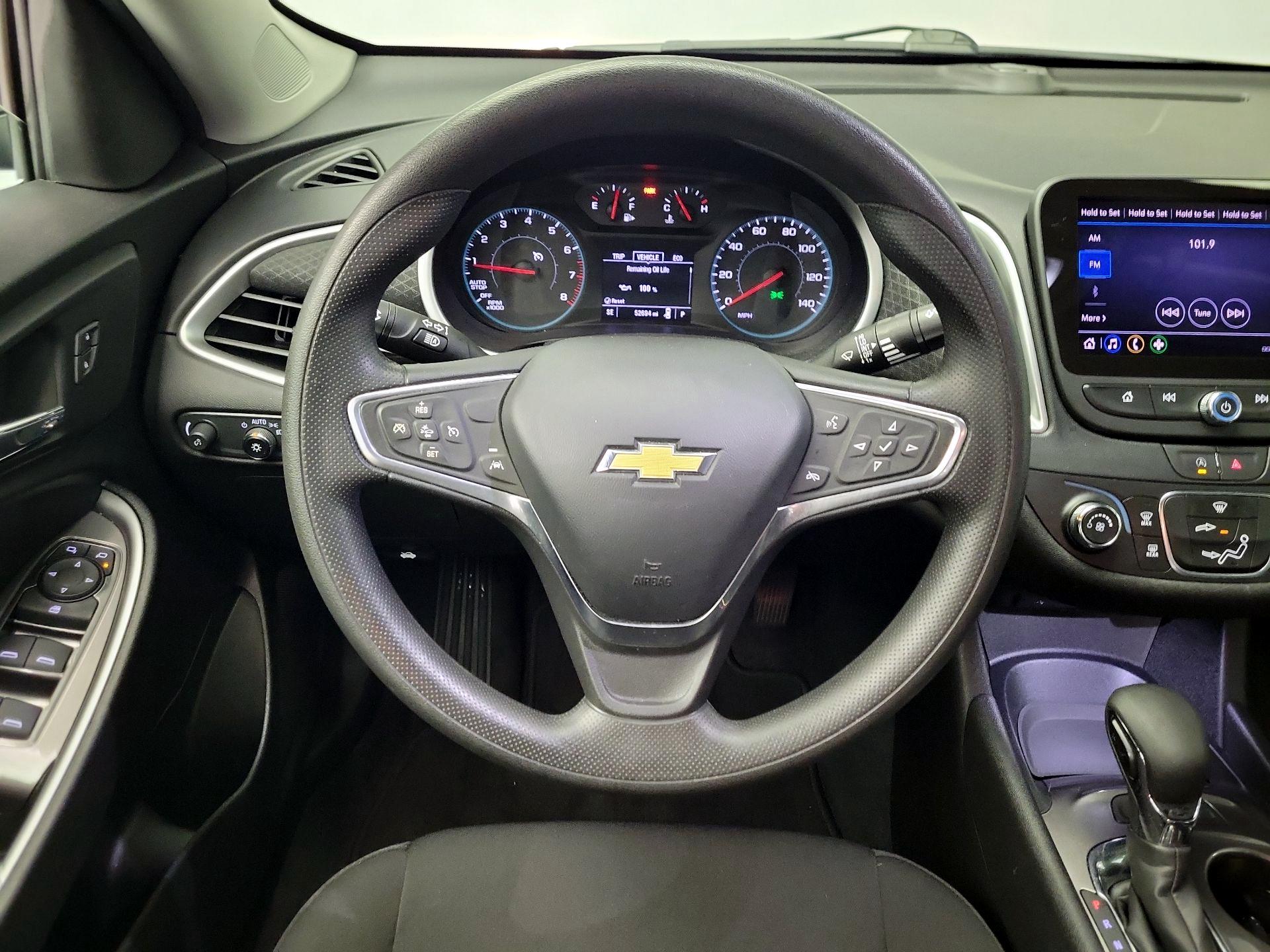 Thumbnail: 2023 Chevrolet Malibu - 10