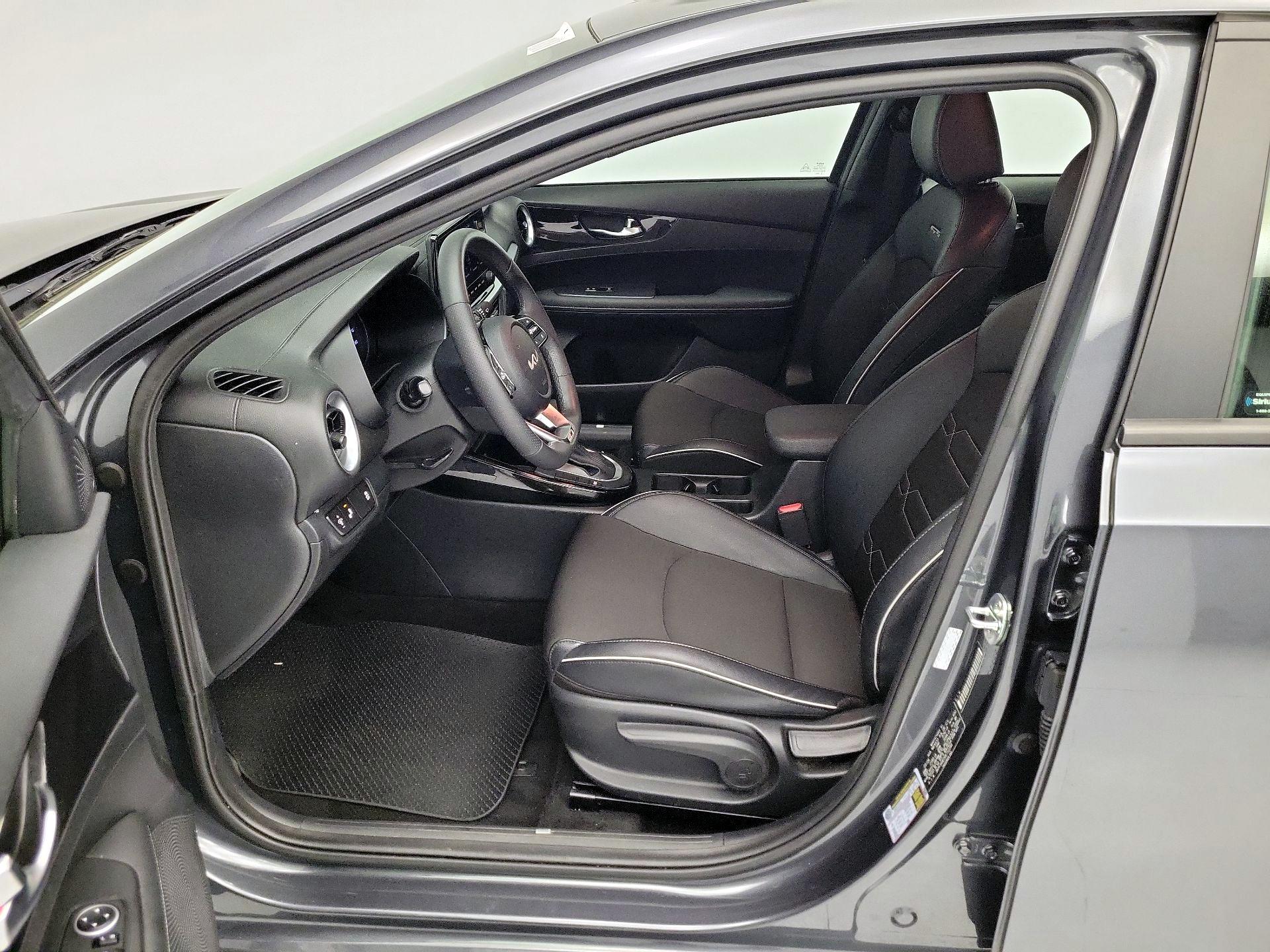 Thumbnail: 2024 Kia Forte - 11