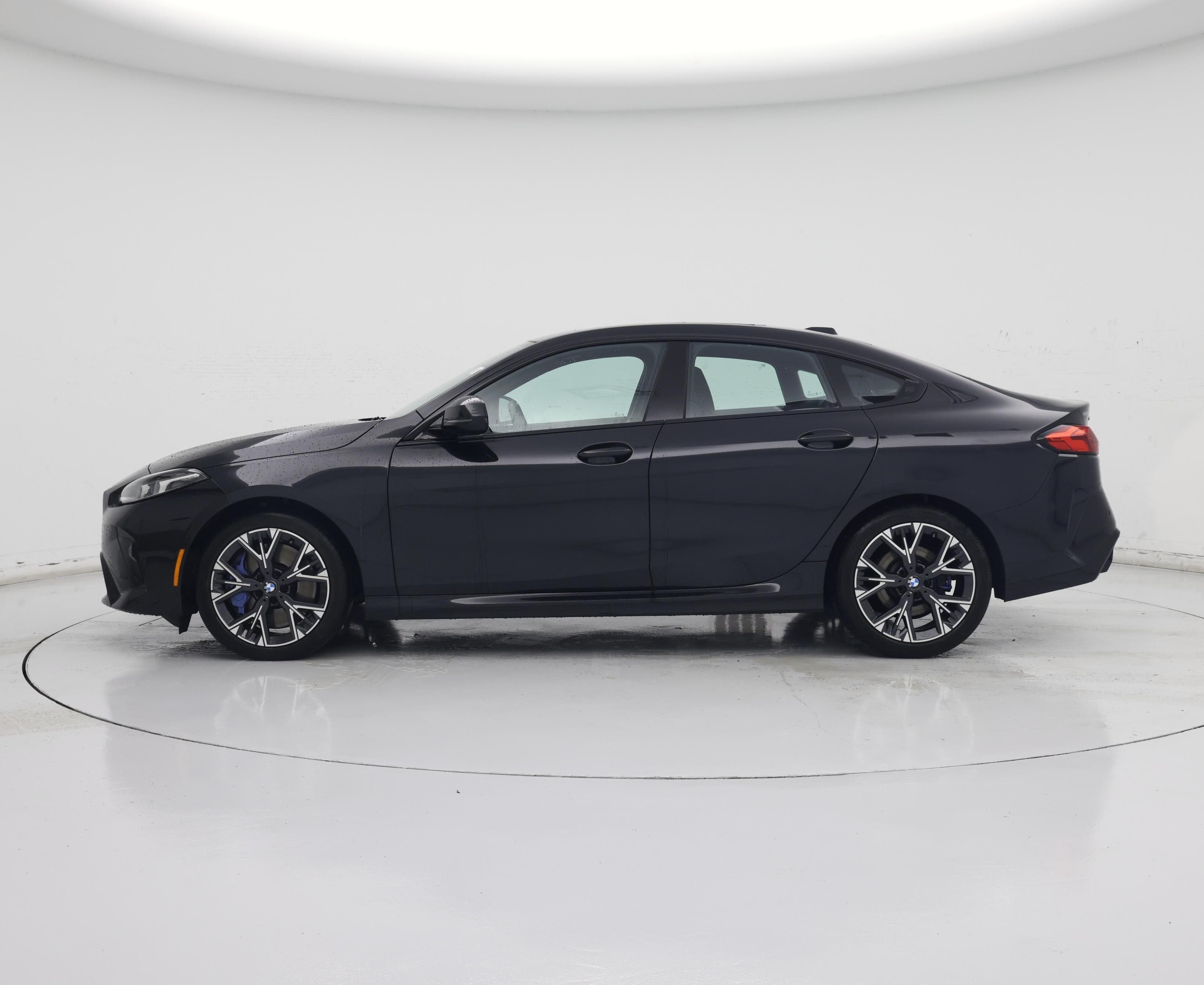 Thumbnail: 2025 BMW 2 Series - 3