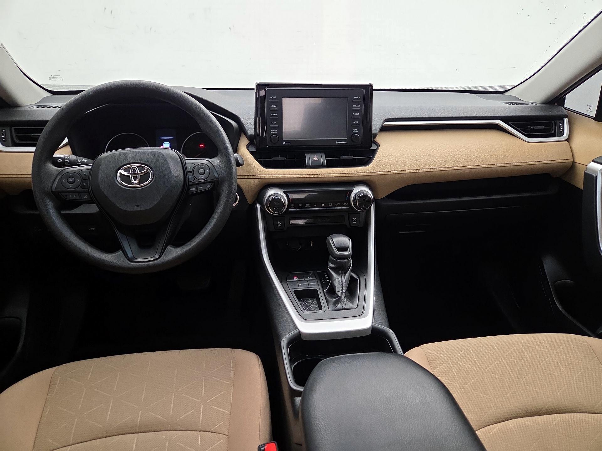 Thumbnail: 2021 Toyota RAV4 - 9