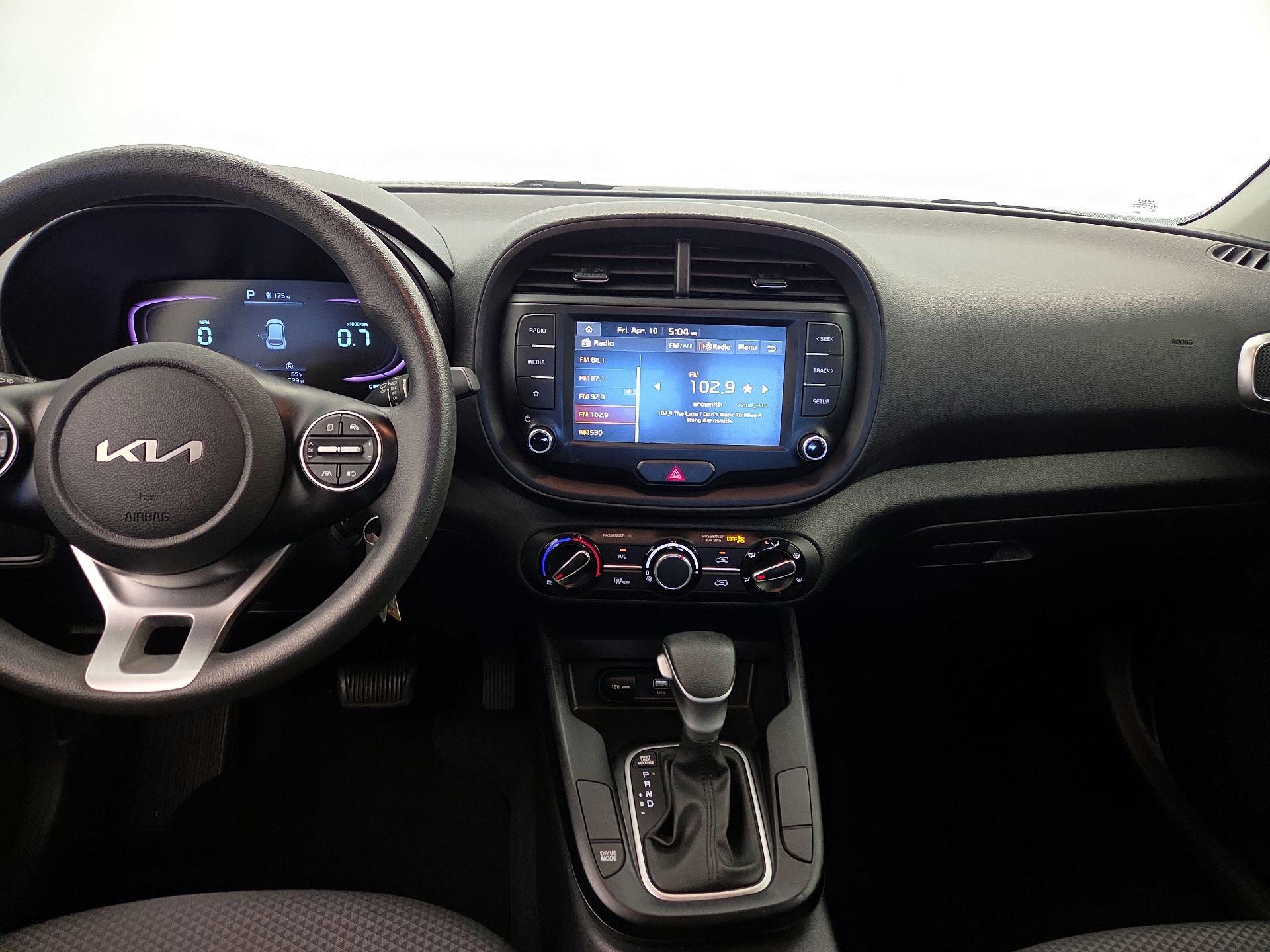 Thumbnail: 2023 Kia Soul - 9