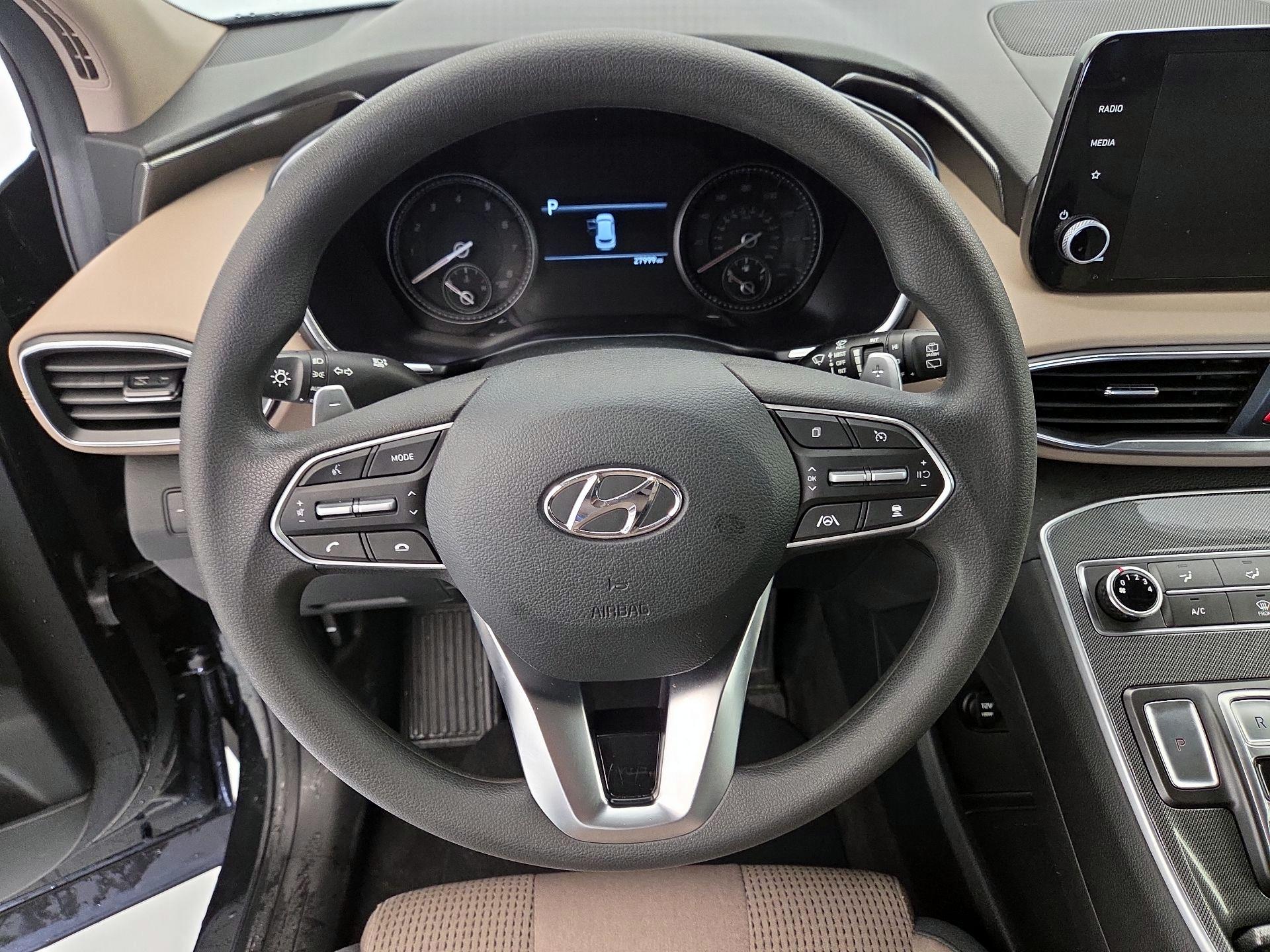 Thumbnail: 2023 Hyundai Santa Fe - 10