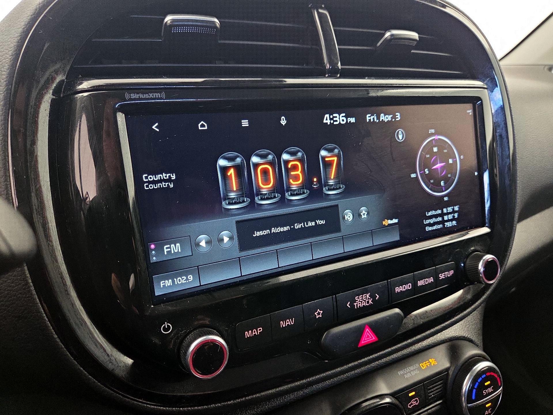 Thumbnail: 2022 Kia Soul - 16