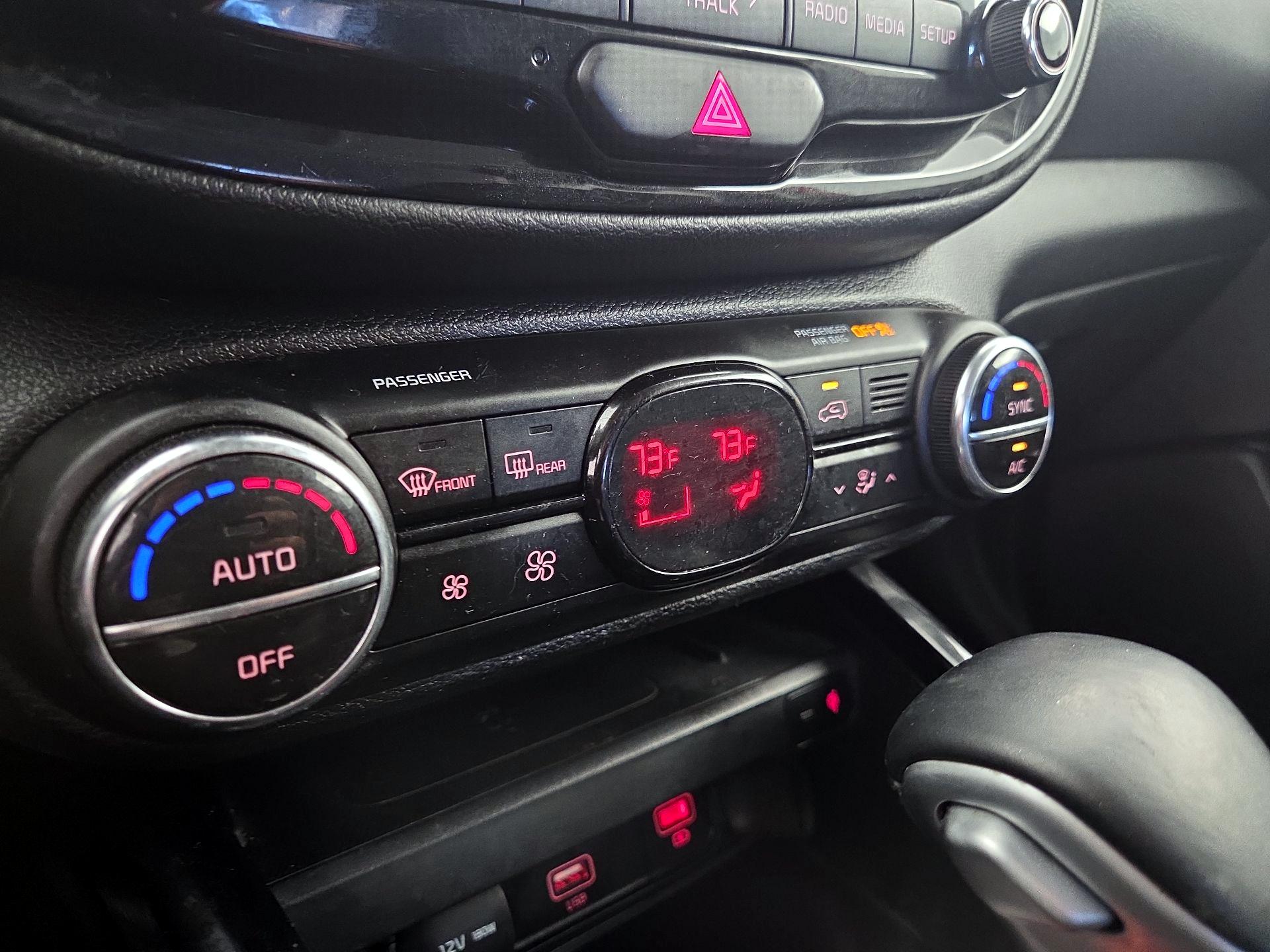 Thumbnail: 2022 Kia Soul - 17