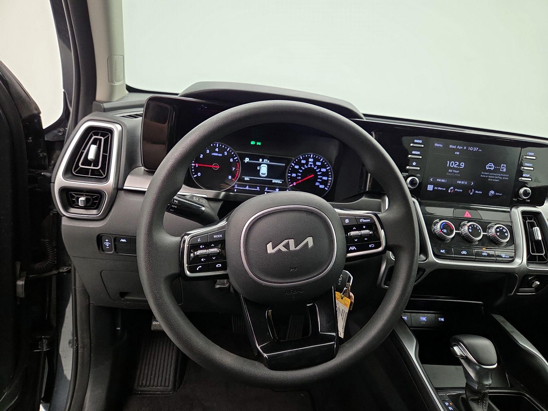 Thumbnail: 2022 Kia Sorento - 10