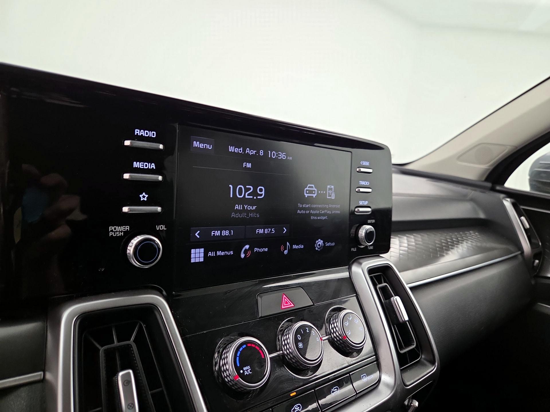 Thumbnail: 2022 Kia Sorento - 15