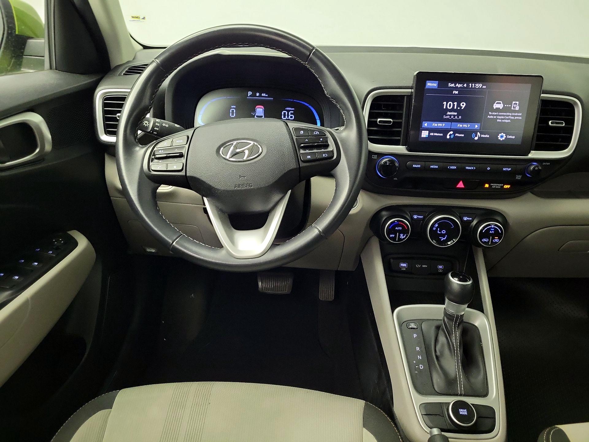 Thumbnail: 2024 Hyundai Venue - 10