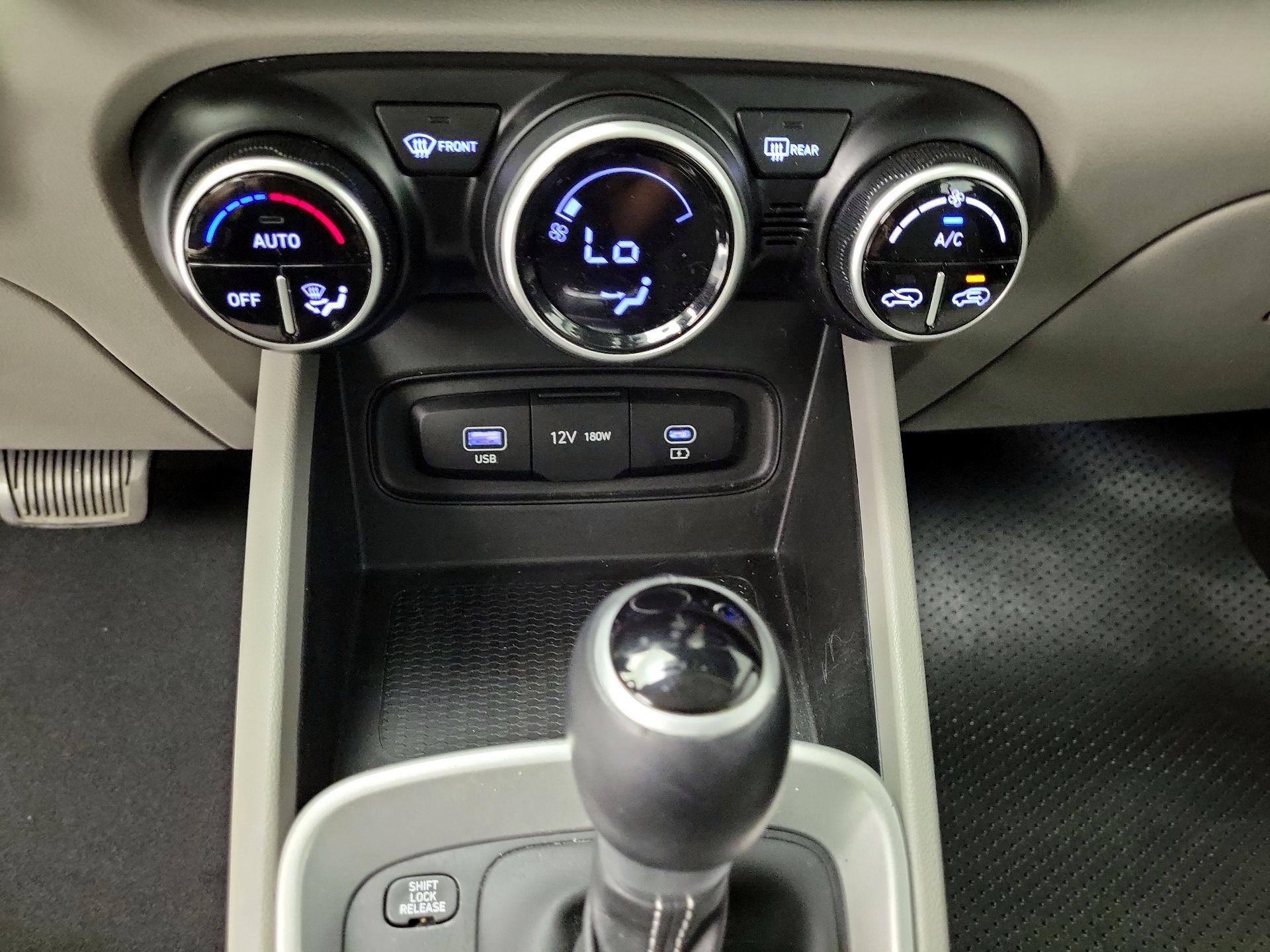 Thumbnail: 2024 Hyundai Venue - 16