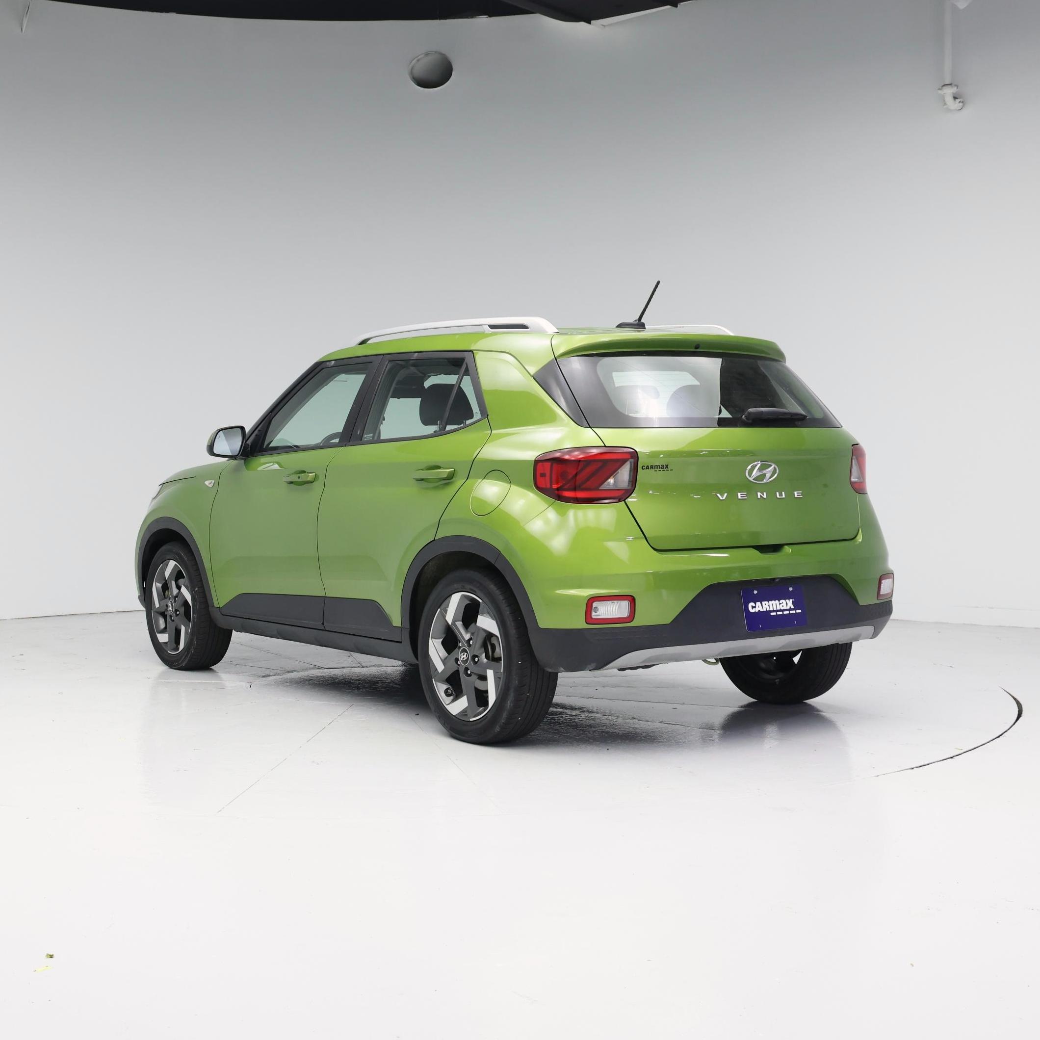 Thumbnail: 2024 Hyundai Venue - 2