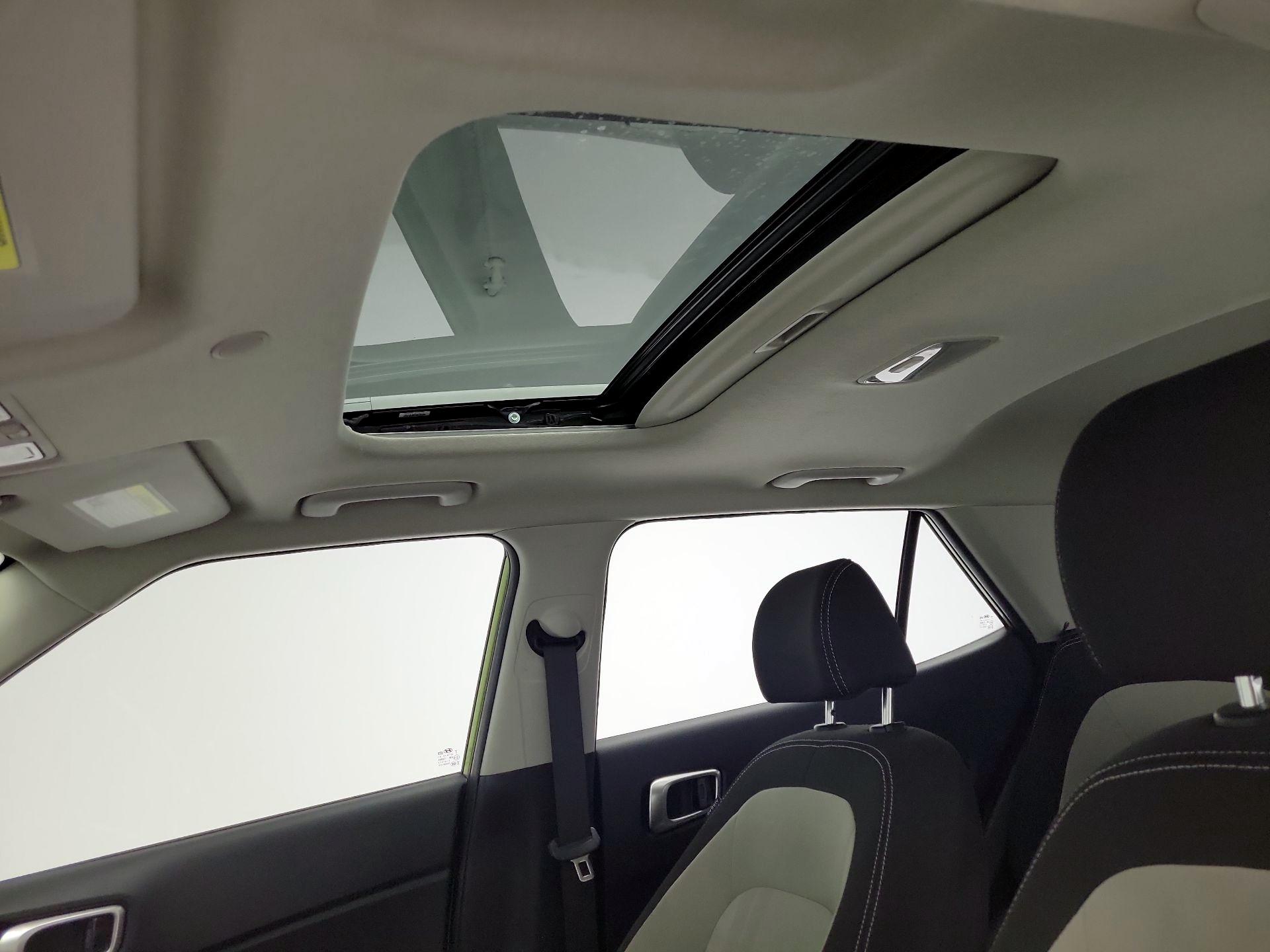 Thumbnail: 2024 Hyundai Venue - 19