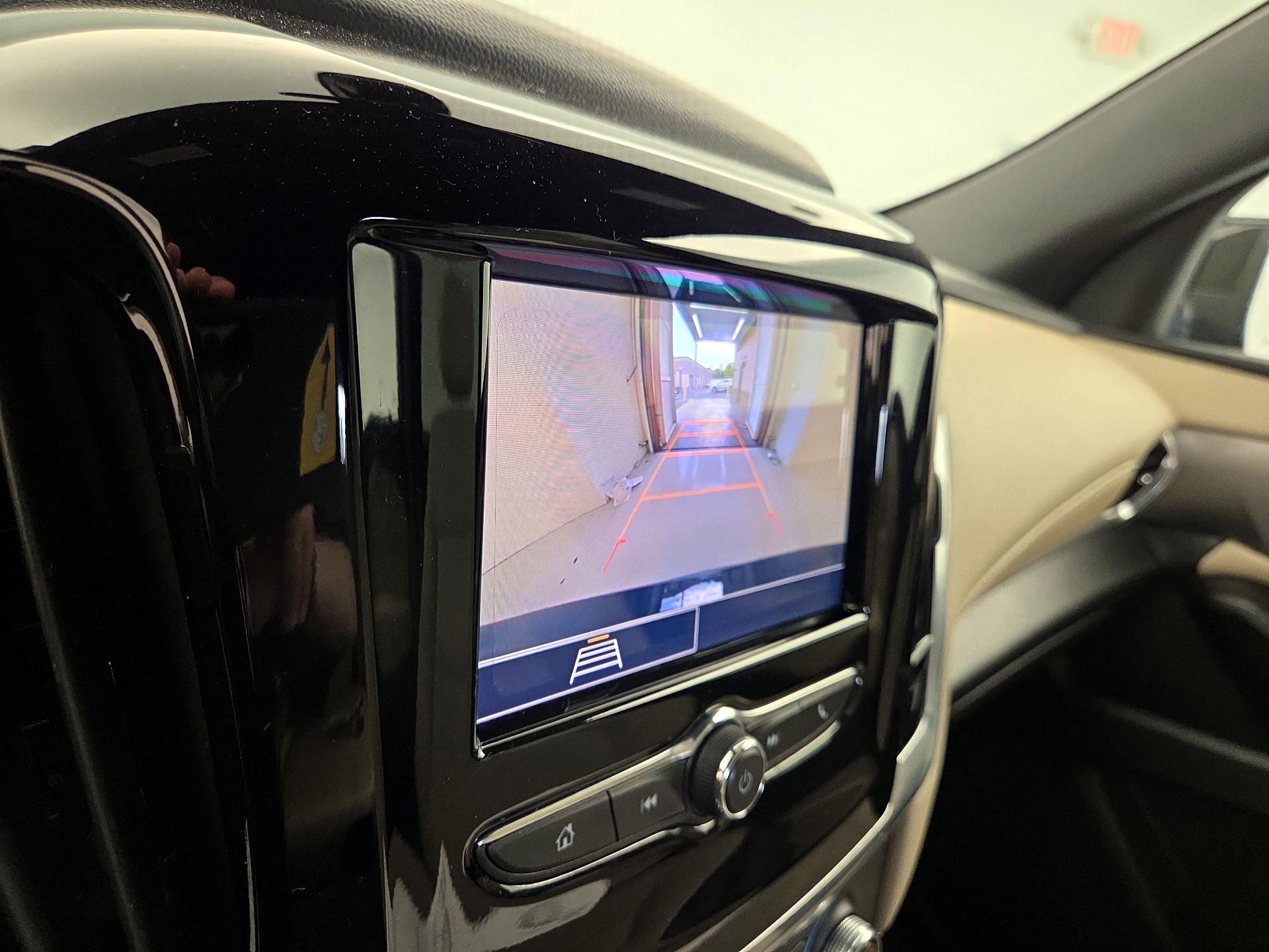 Thumbnail: 2023 Chevrolet Traverse - 14