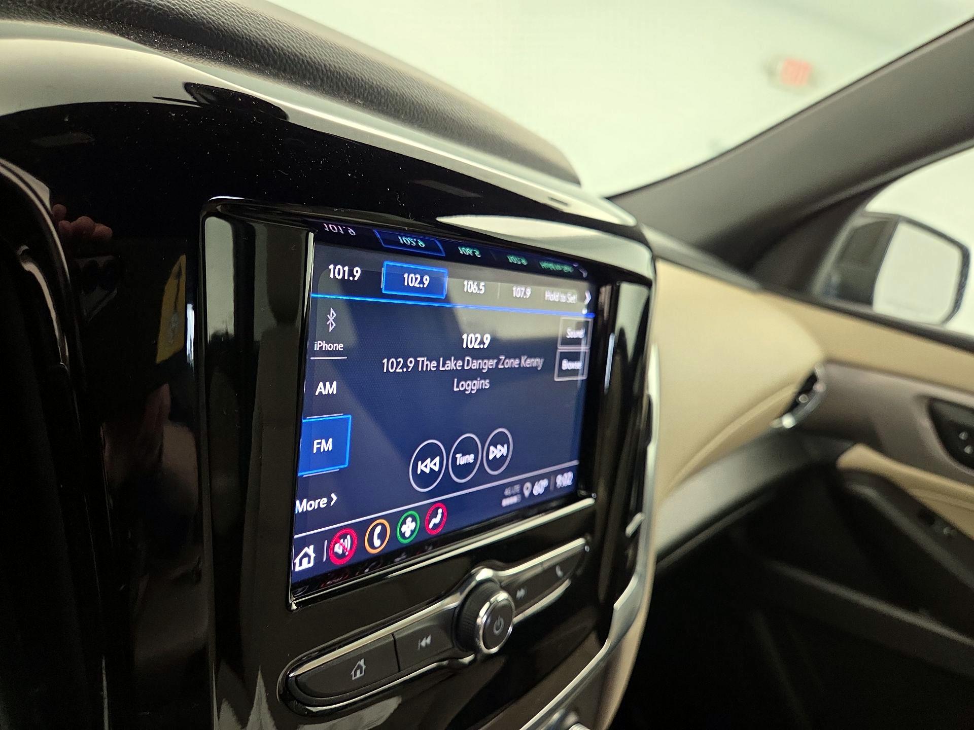 Thumbnail: 2023 Chevrolet Traverse - 15