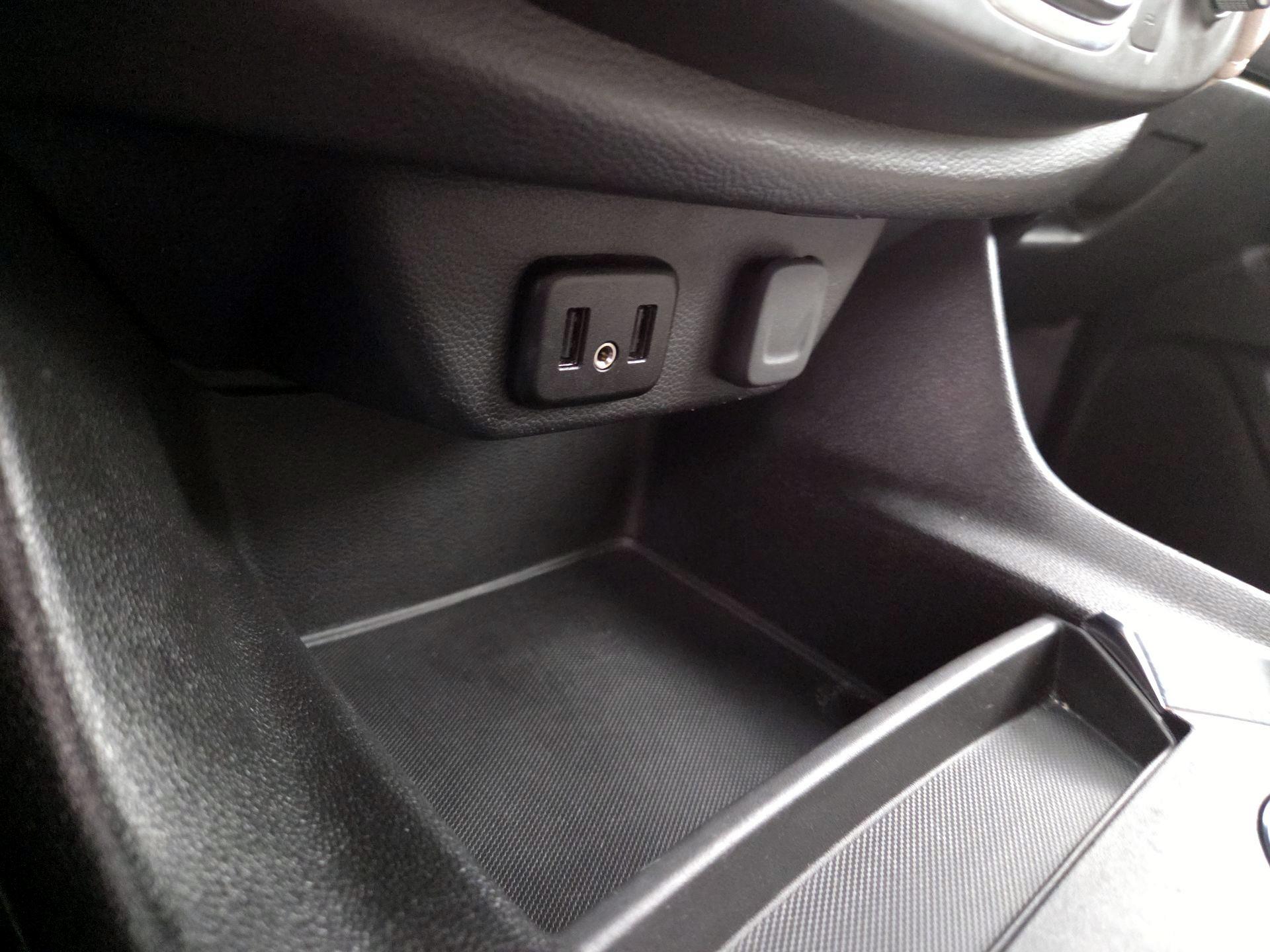 Thumbnail: 2023 Chevrolet Traverse - 18