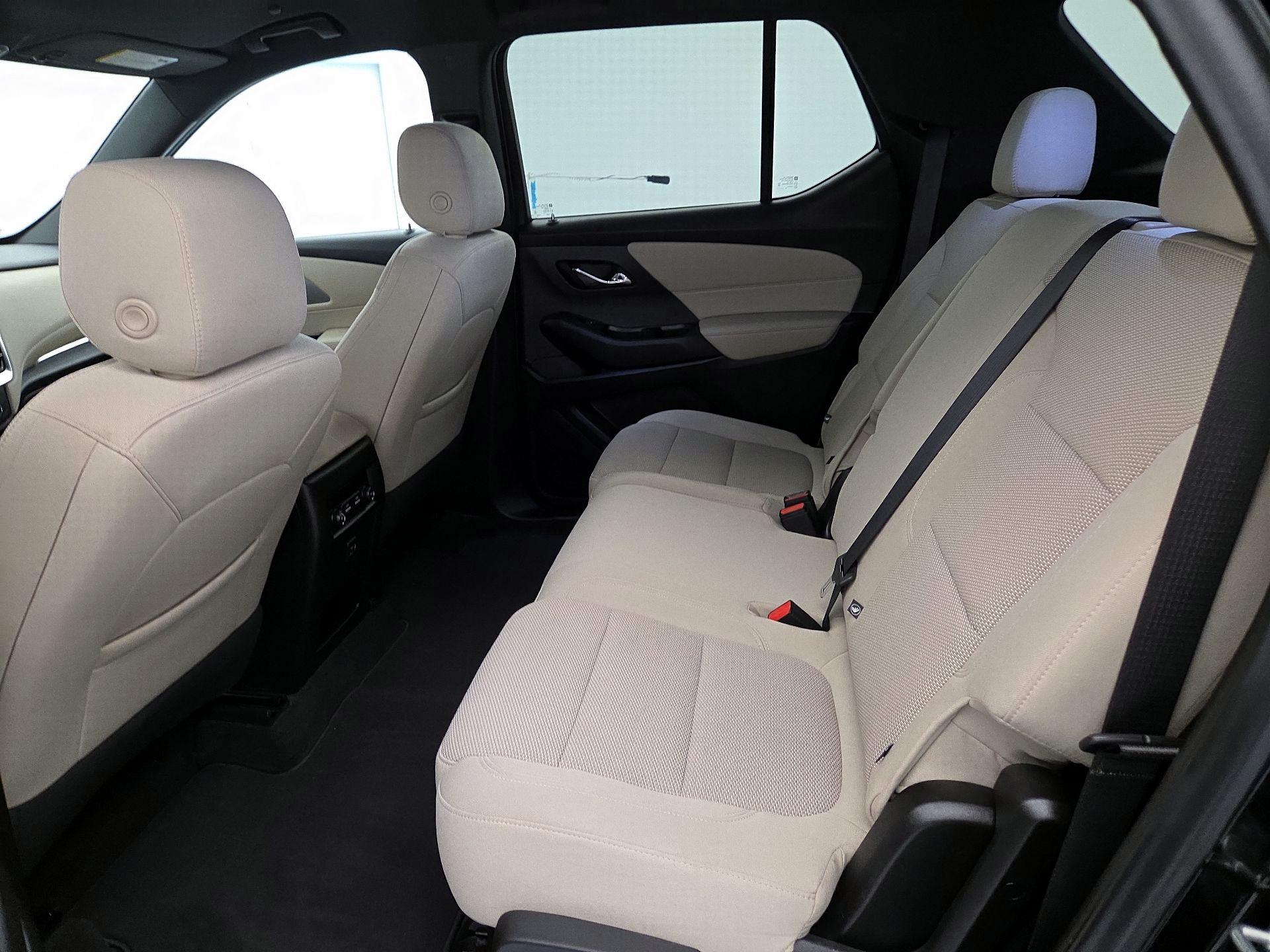 Thumbnail: 2023 Chevrolet Traverse - 19