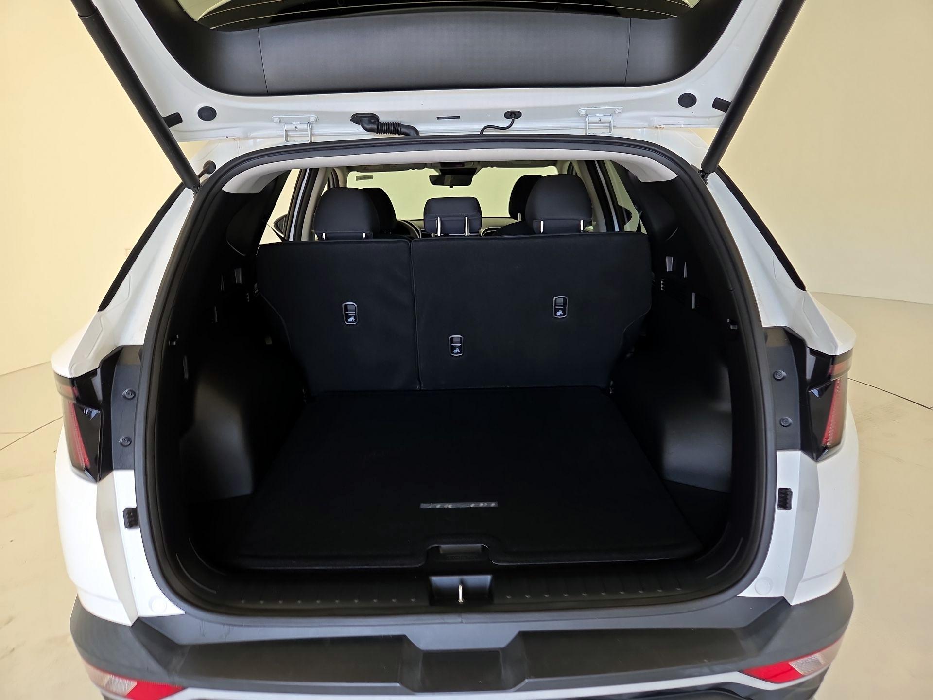 Thumbnail: 2023 Hyundai Tucson - 20