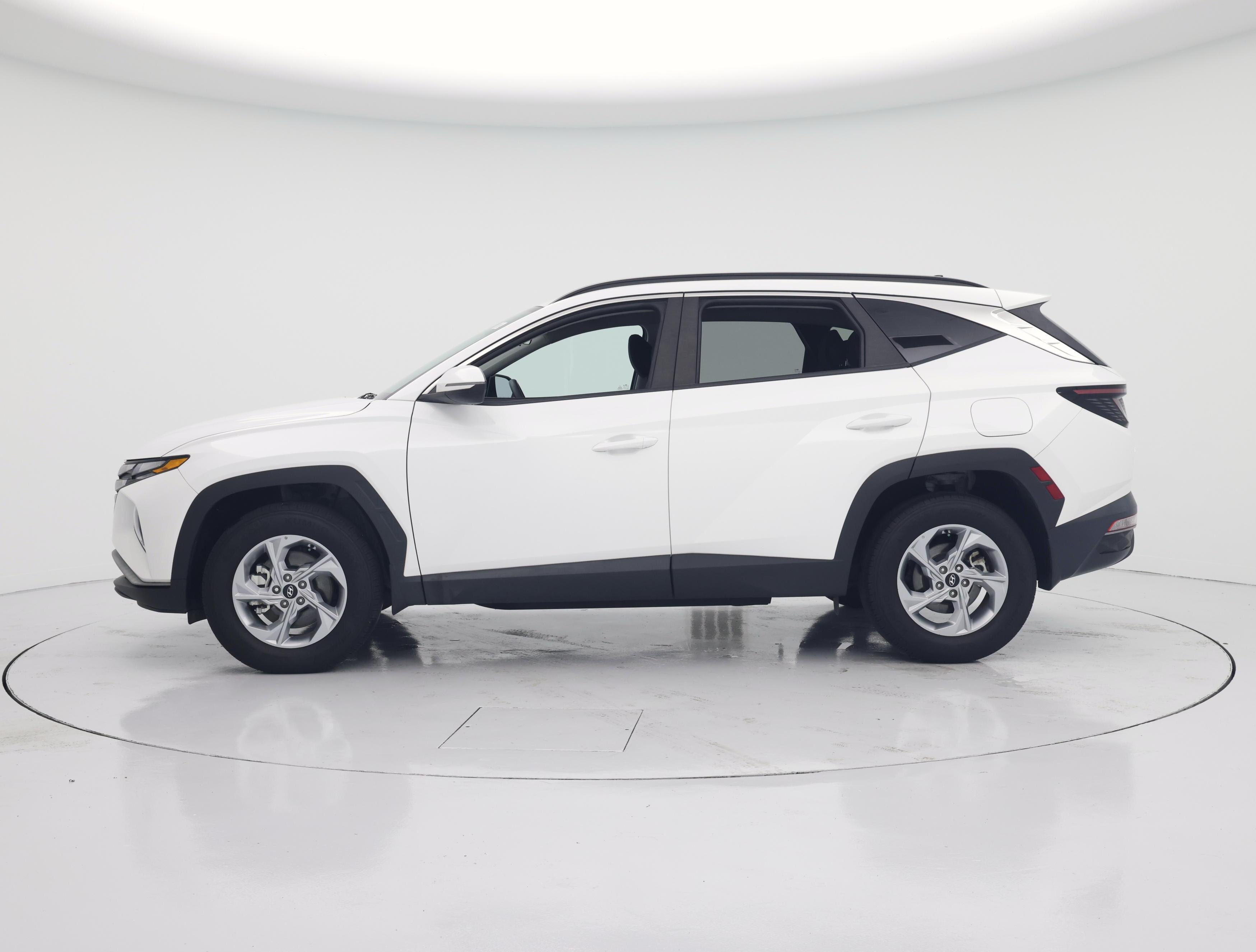 Thumbnail: 2023 Hyundai Tucson - 3