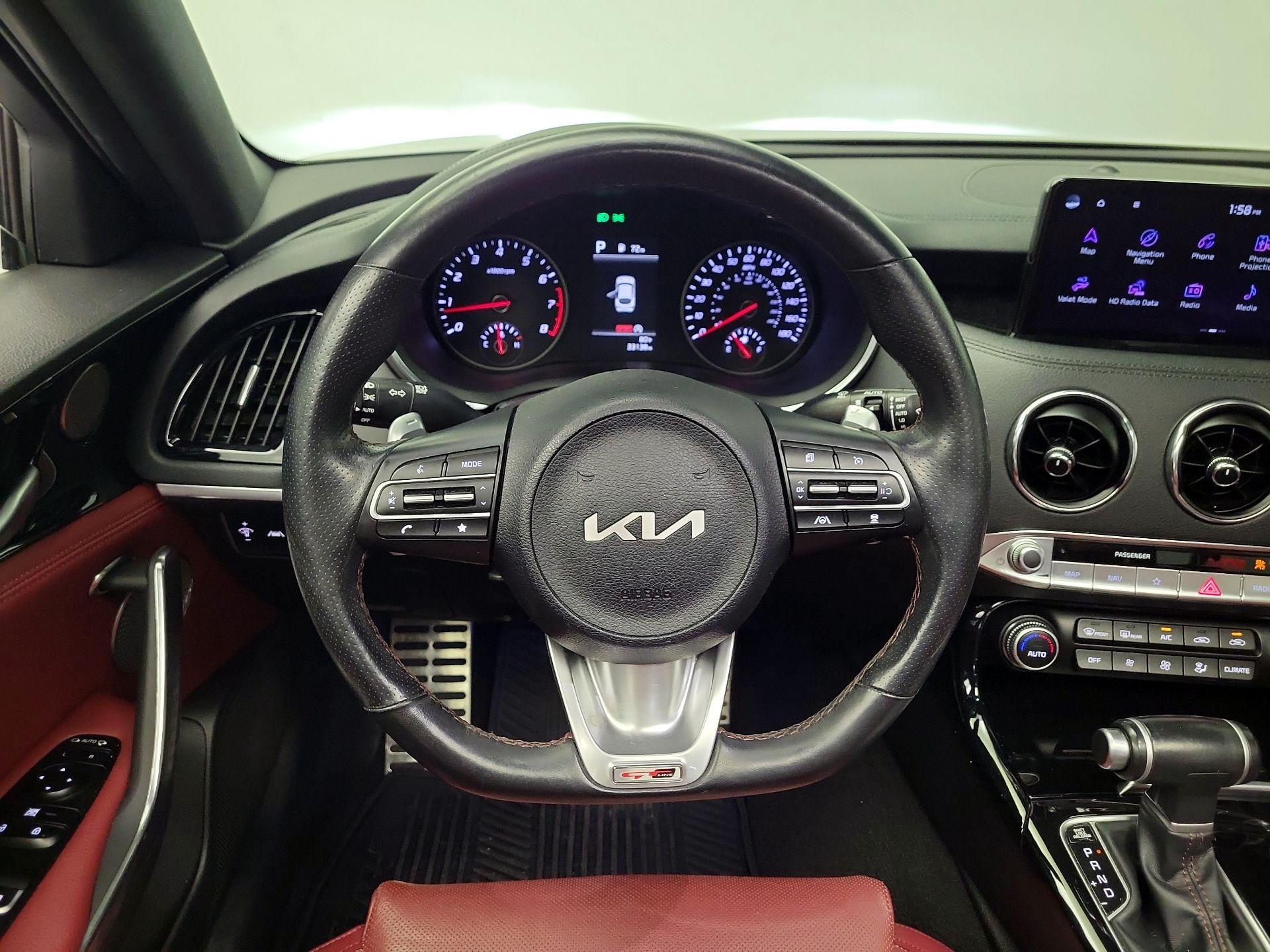 Thumbnail: 2022 Kia Stinger - 10