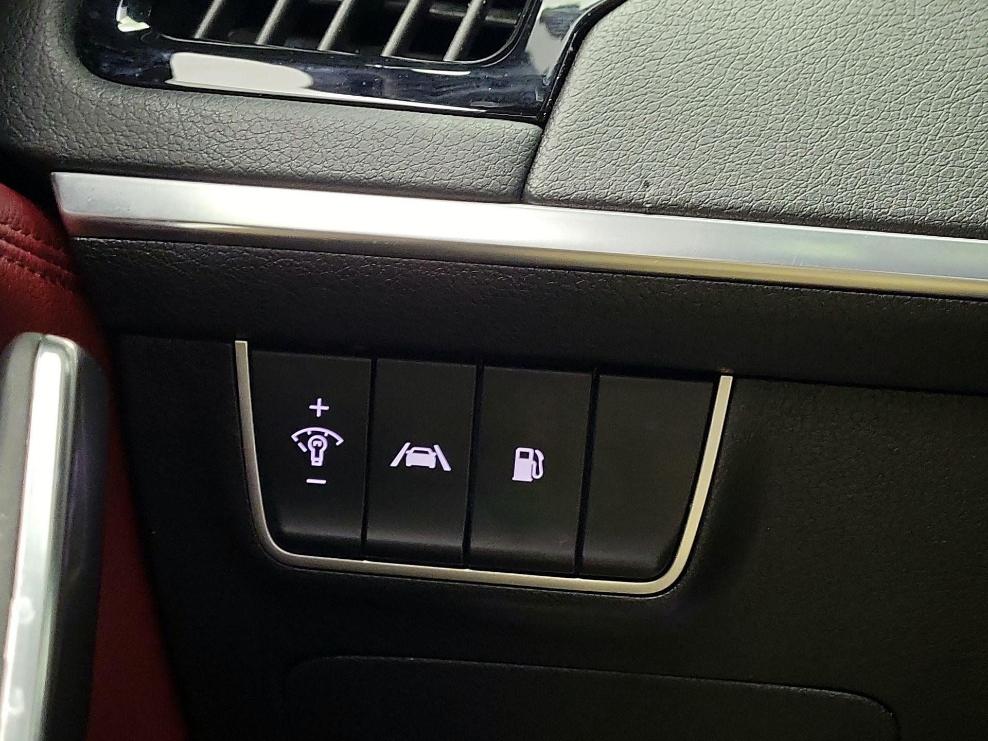 Thumbnail: 2022 Kia Stinger - 13