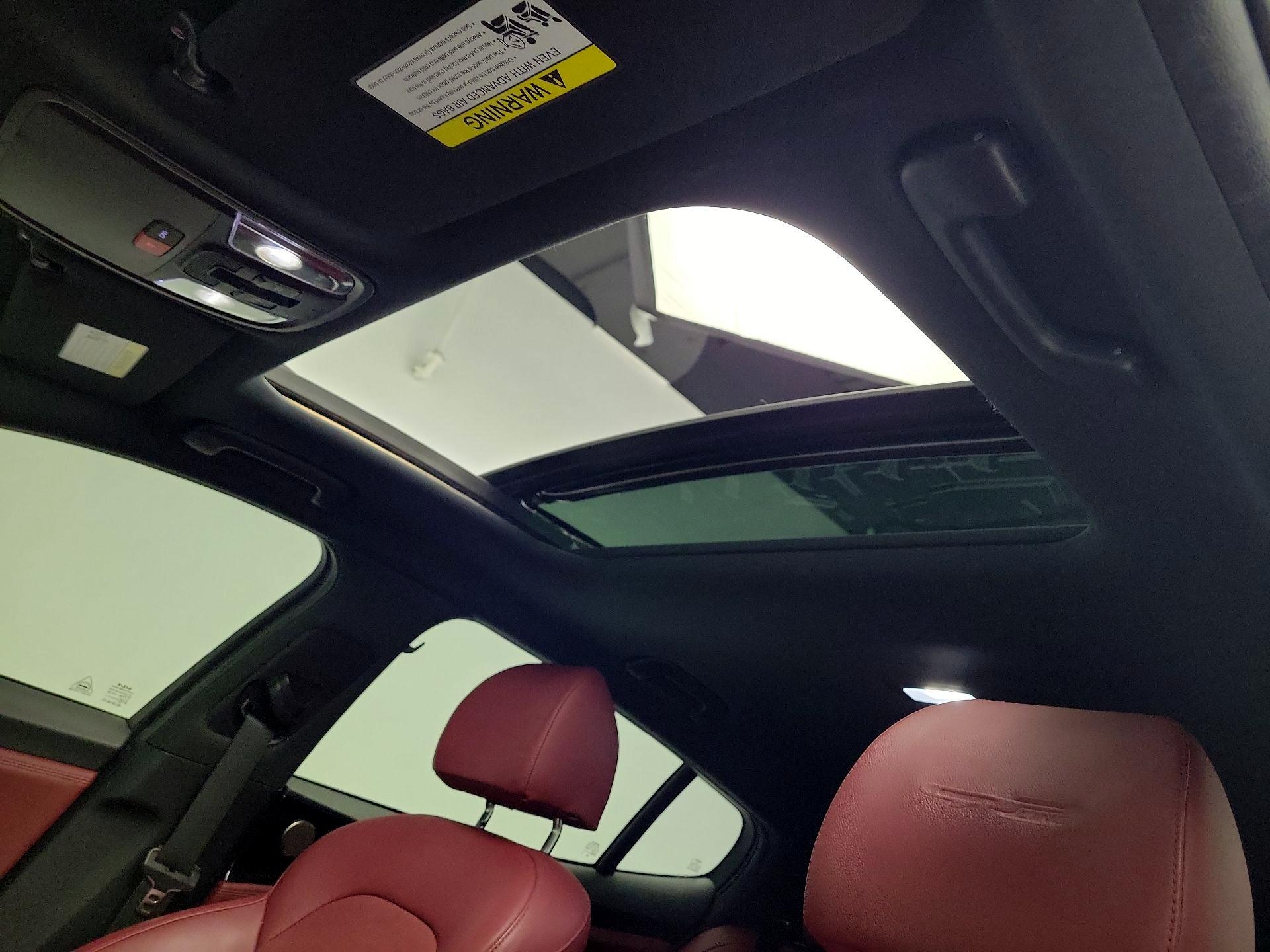 Thumbnail: 2022 Kia Stinger - 19