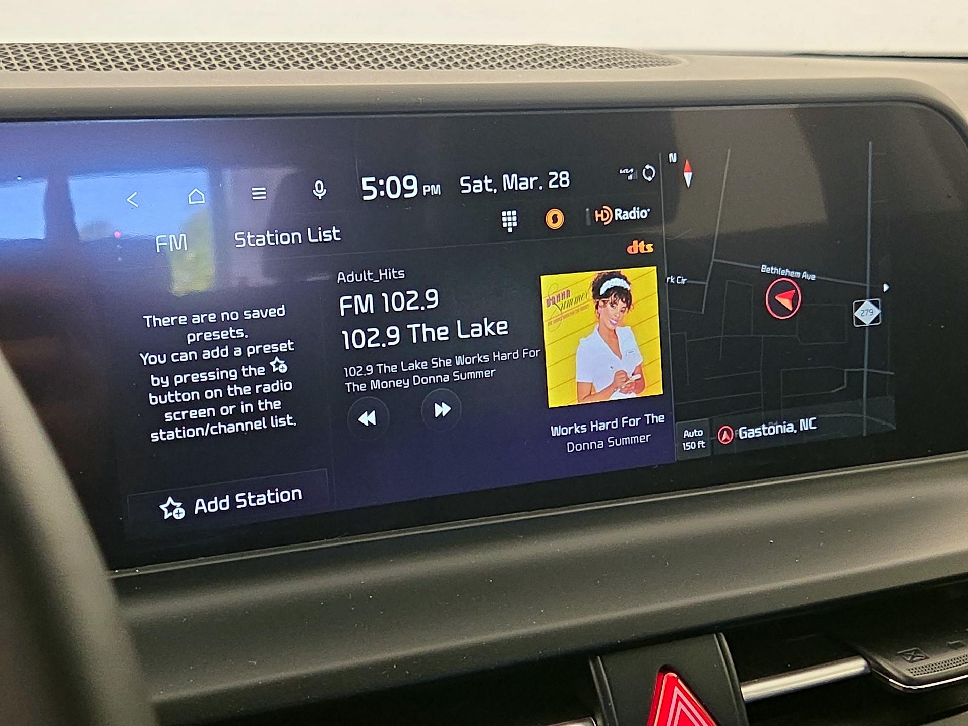 Thumbnail: 2024 Kia Seltos - 16