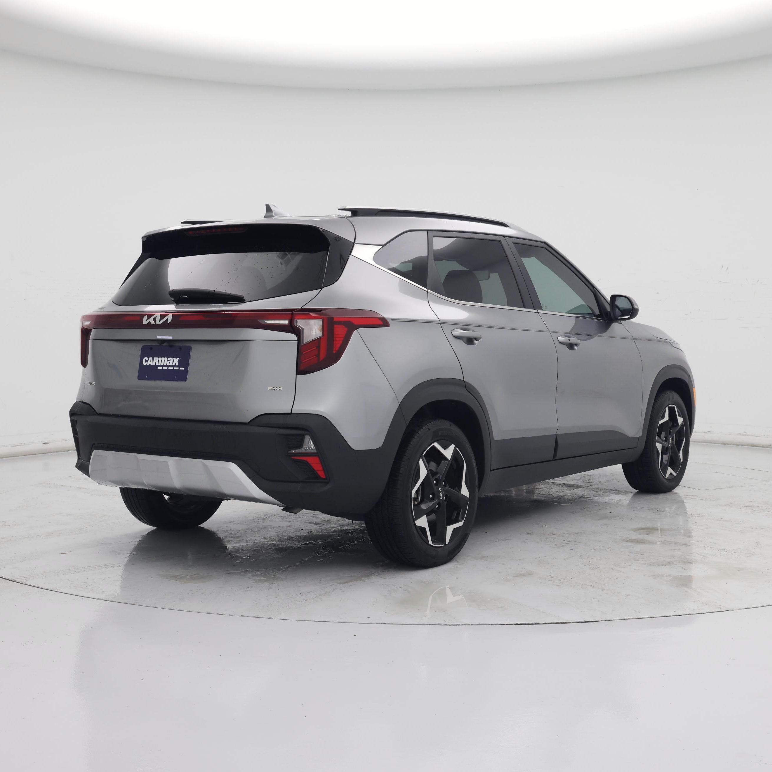 Thumbnail: 2024 Kia Seltos - 8