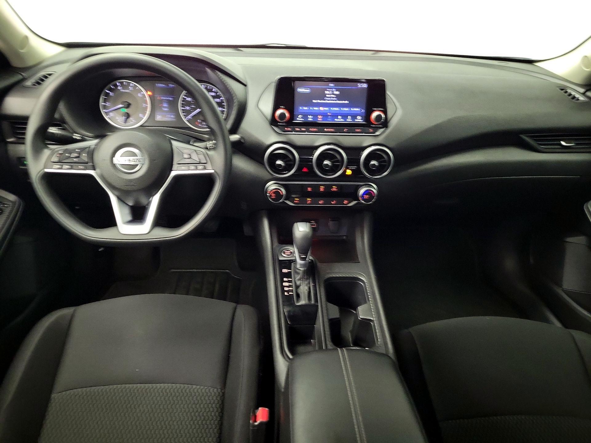 Thumbnail: 2021 Nissan Sentra - 9