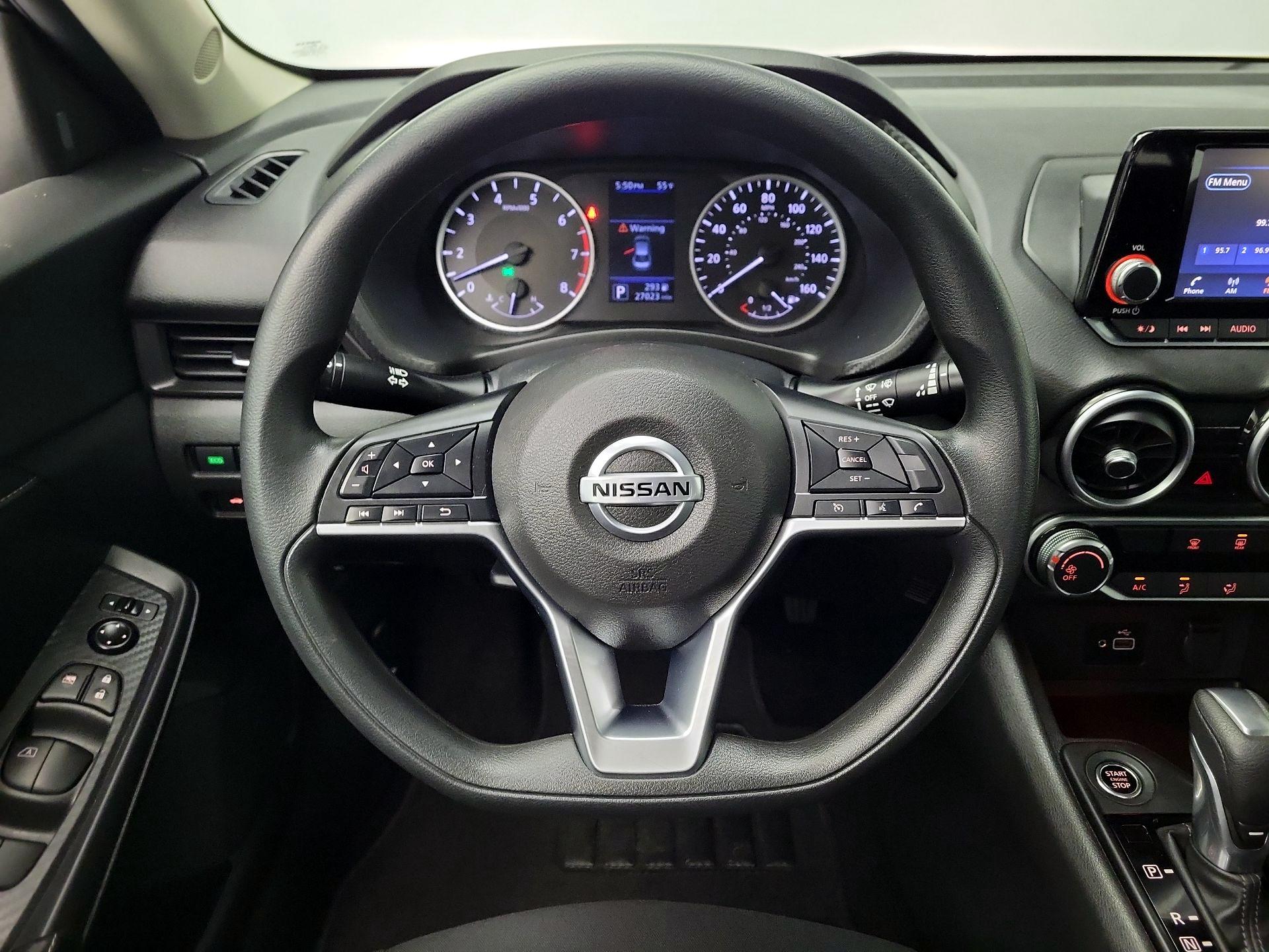 Thumbnail: 2021 Nissan Sentra - 10