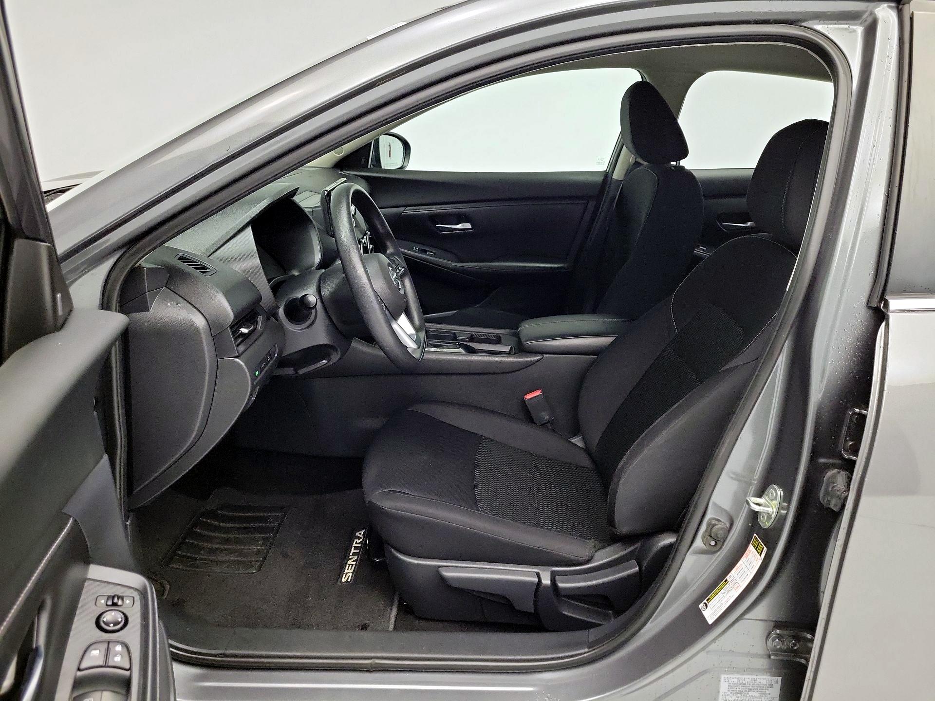Thumbnail: 2021 Nissan Sentra - 11