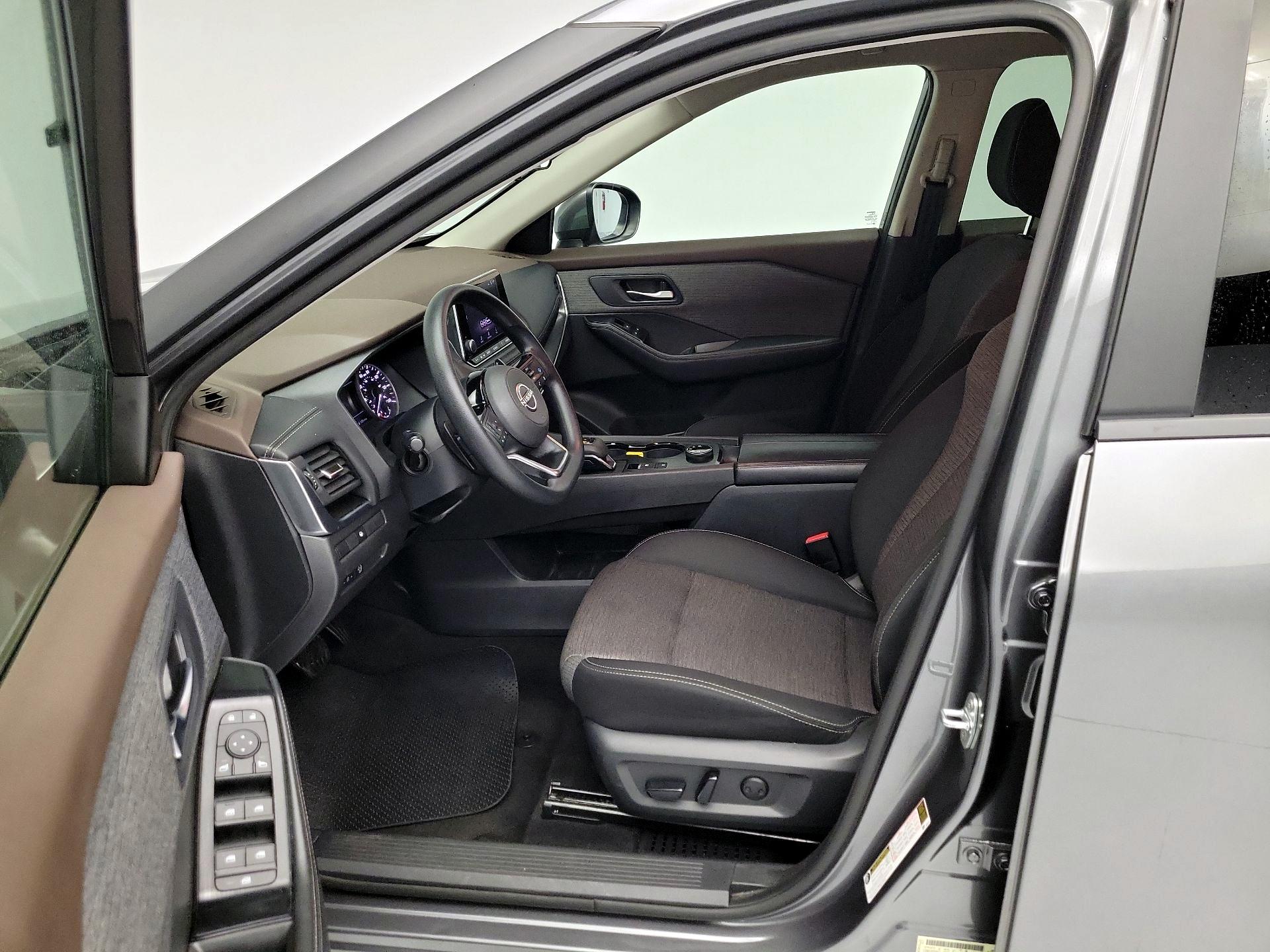 Thumbnail: 2023 Nissan Rogue - 11