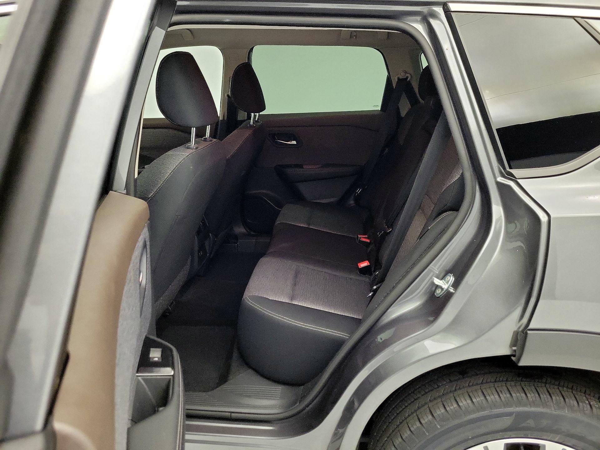 Thumbnail: 2023 Nissan Rogue - 19