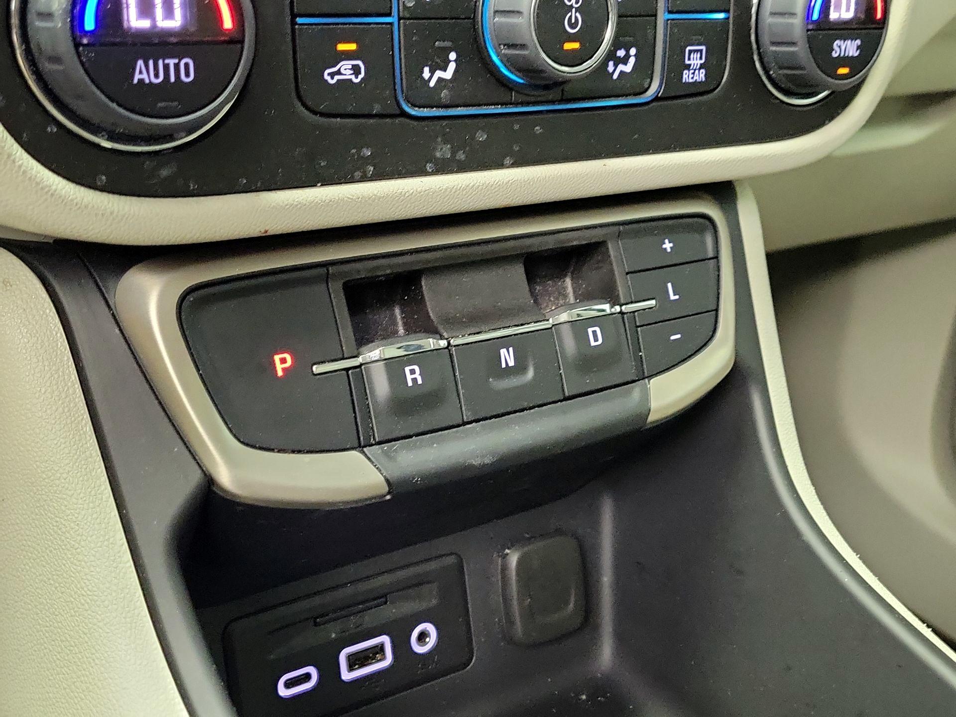Thumbnail: 2024 GMC Terrain - 17