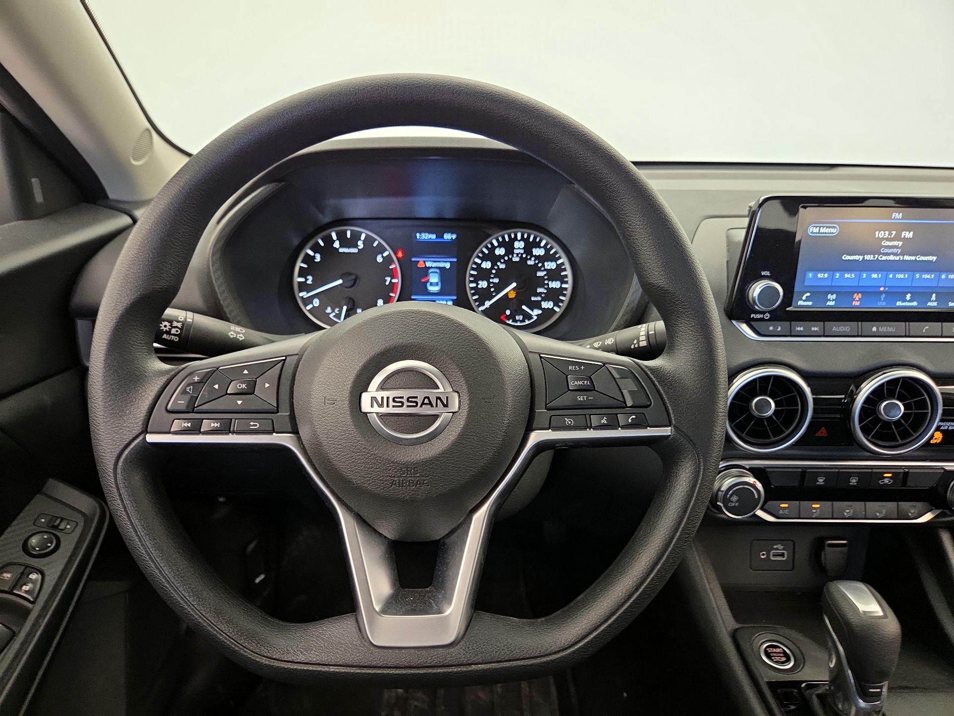 Thumbnail: 2023 Nissan Sentra - 10