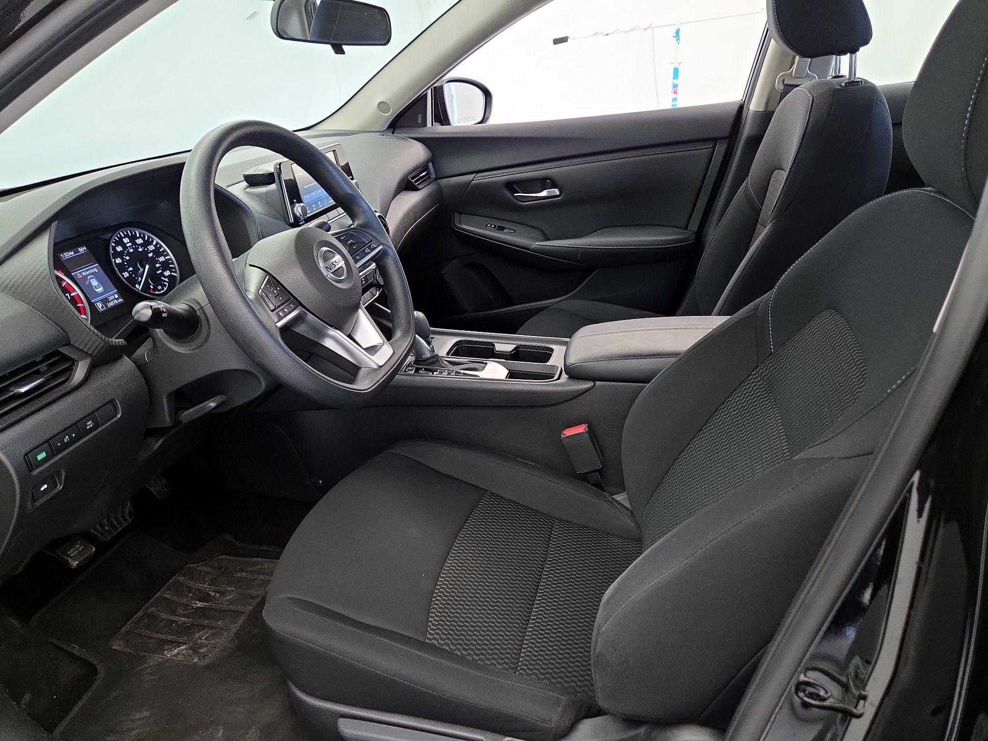 Thumbnail: 2023 Nissan Sentra - 11