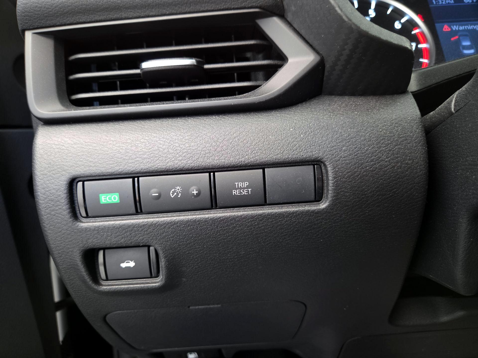 Thumbnail: 2023 Nissan Sentra - 13