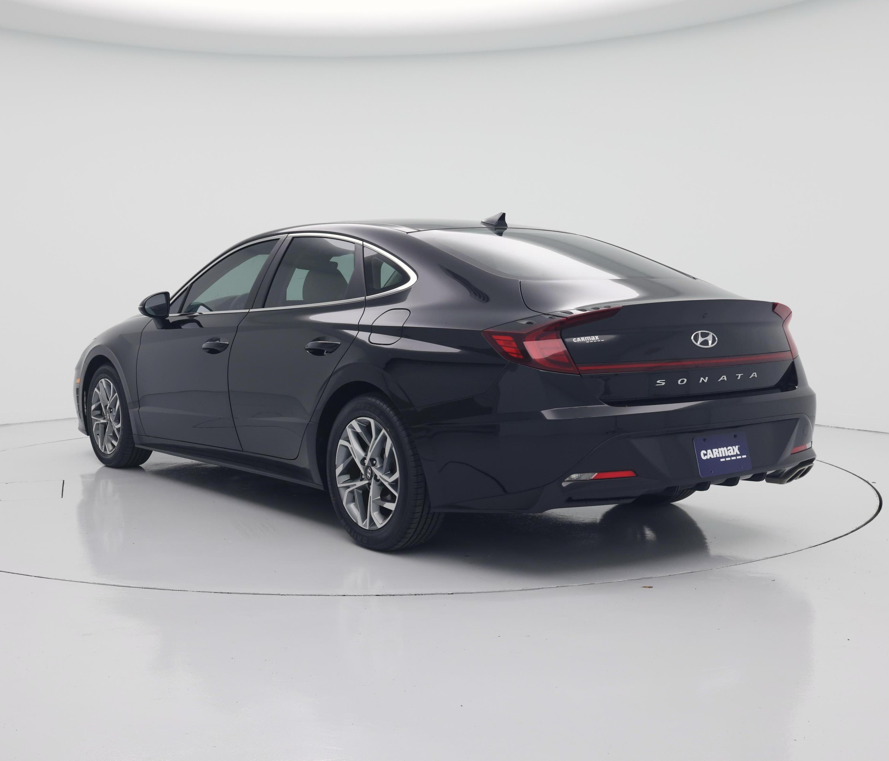 Thumbnail: 2023 Hyundai Sonata - 2