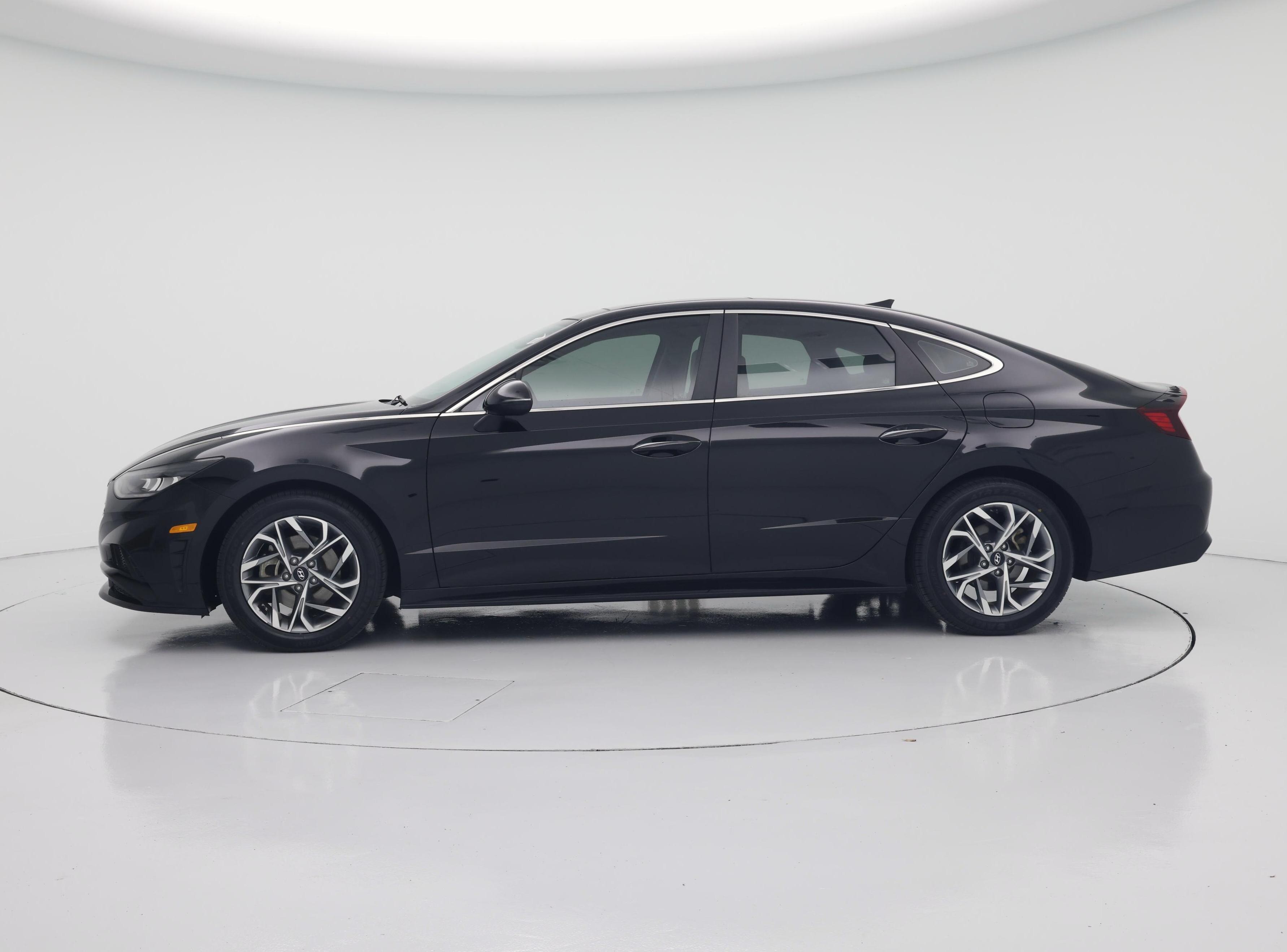 Thumbnail: 2023 Hyundai Sonata - 3