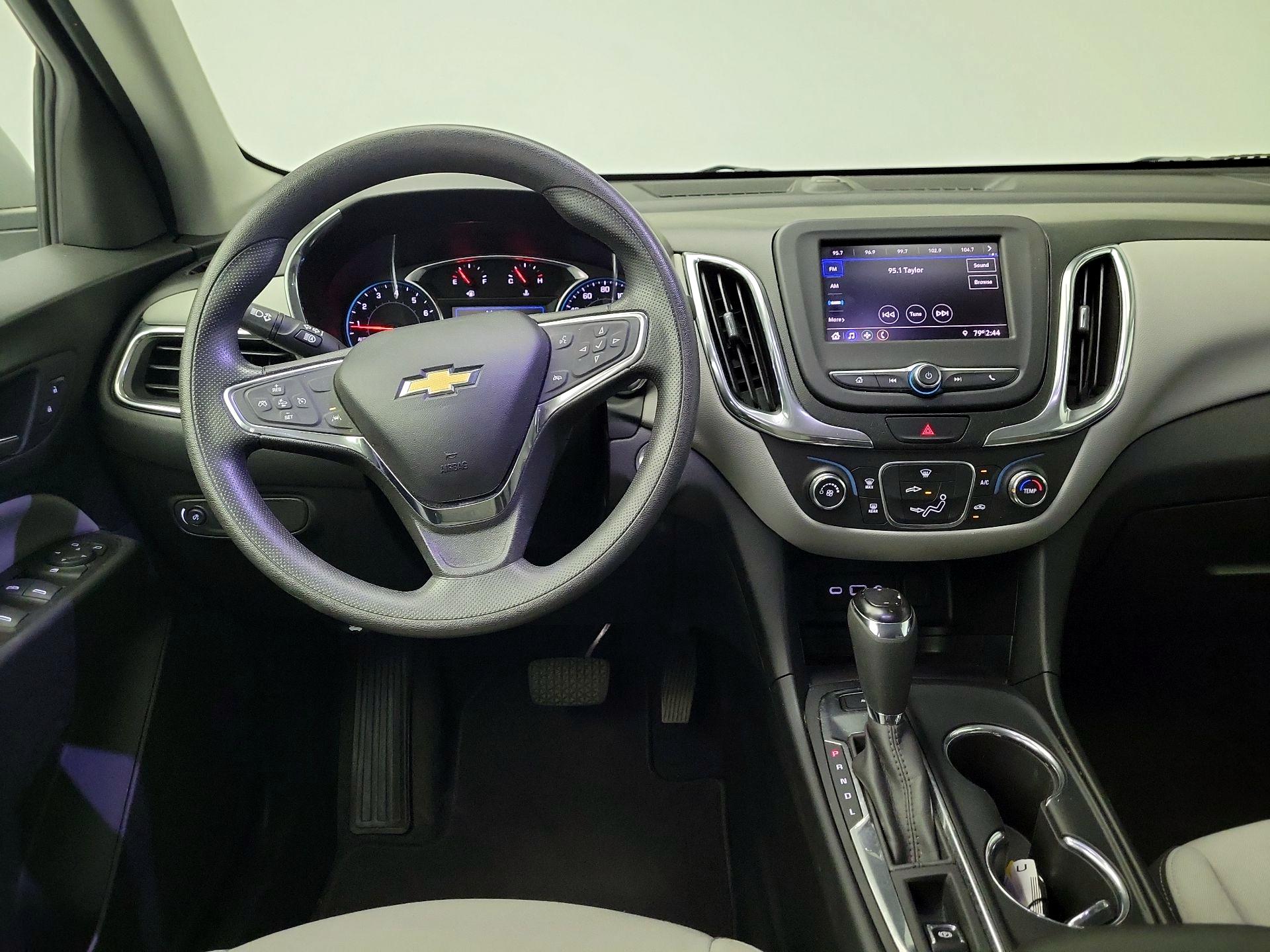 Thumbnail: 2020 Chevrolet Equinox - 10