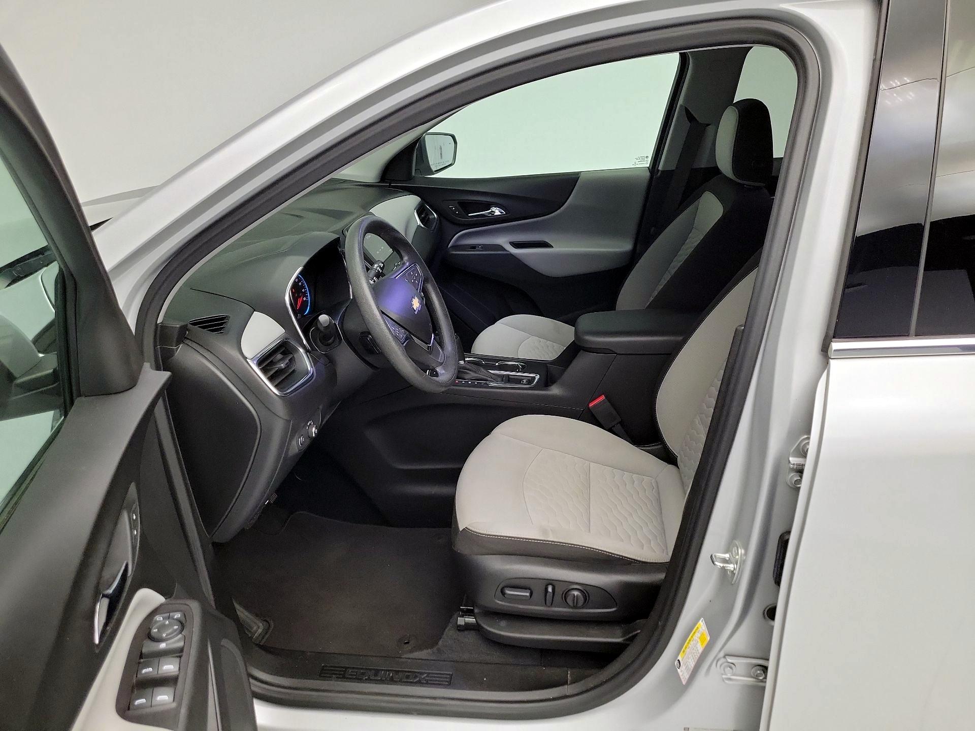 Thumbnail: 2020 Chevrolet Equinox - 11